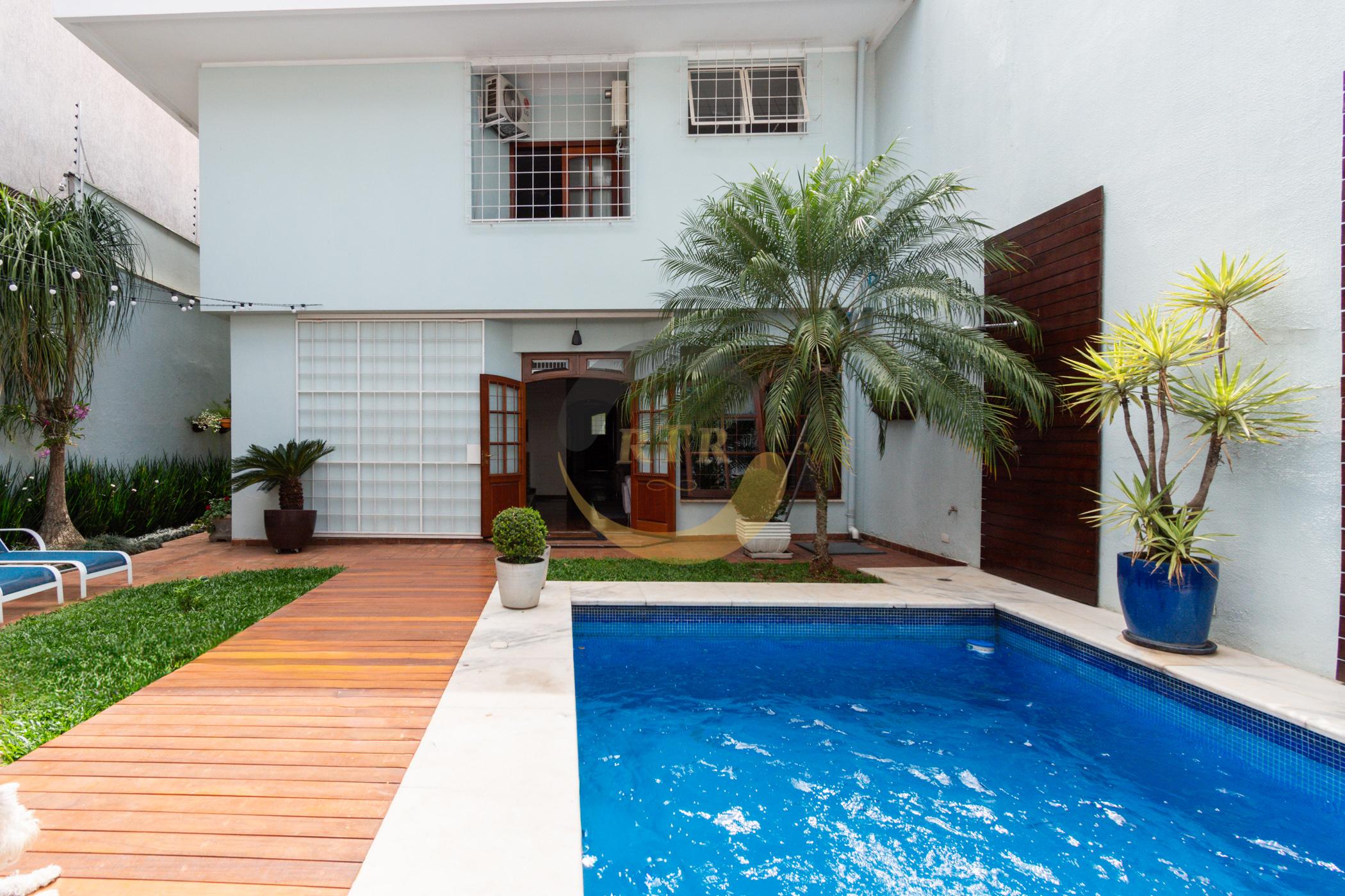 CASA, ALTO PADR&Atilde;O, PLANALTO PAULISTA, 450M&sup2;, 4 DORMIT&Oacute;RIOS, 2 SU&Iacute;TES,  PISCINA, 4 VAGAS  São Paulo - 