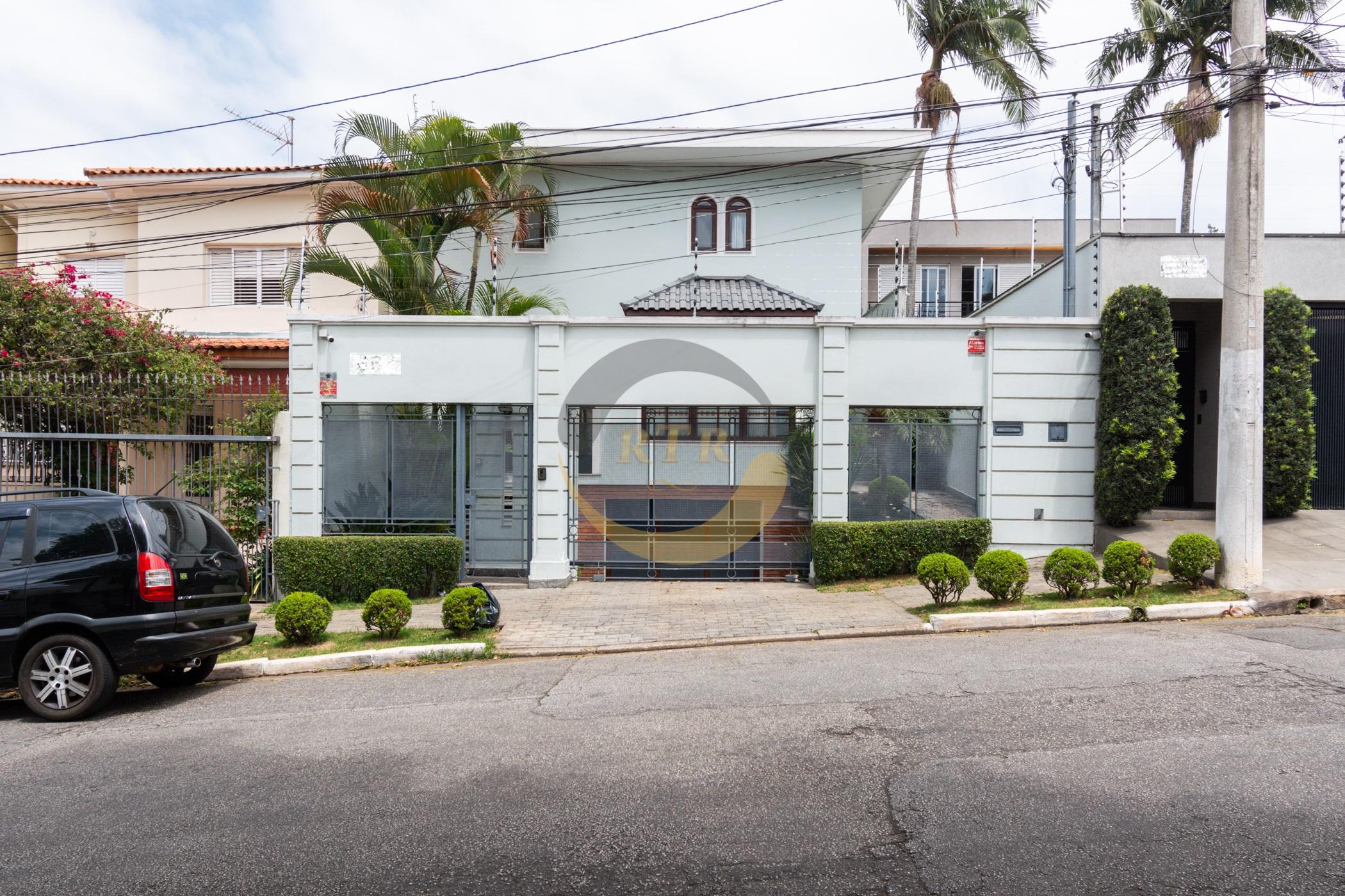 CASA, ALTO PADR&Atilde;O, PLANALTO PAULISTA, 450M&sup2;, 4 DORMIT&Oacute;RIOS, 2 SU&Iacute;TES,  PISCINA, 4 VAGAS  São Paulo - 