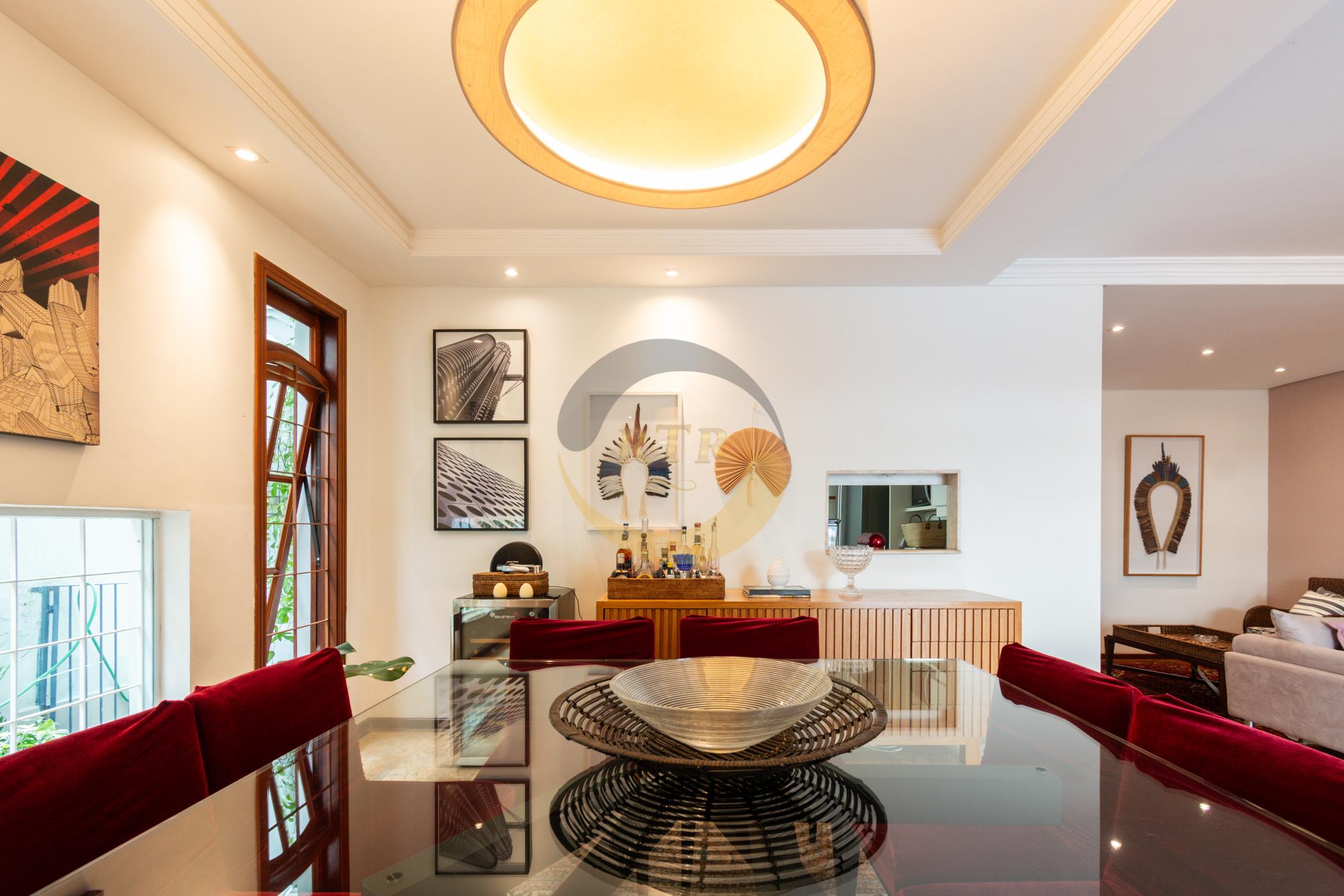CASA, ALTO PADR&Atilde;O, PLANALTO PAULISTA, 450M&sup2;, 4 DORMIT&Oacute;RIOS, 2 SU&Iacute;TES,  PISCINA, 4 VAGAS  São Paulo - 