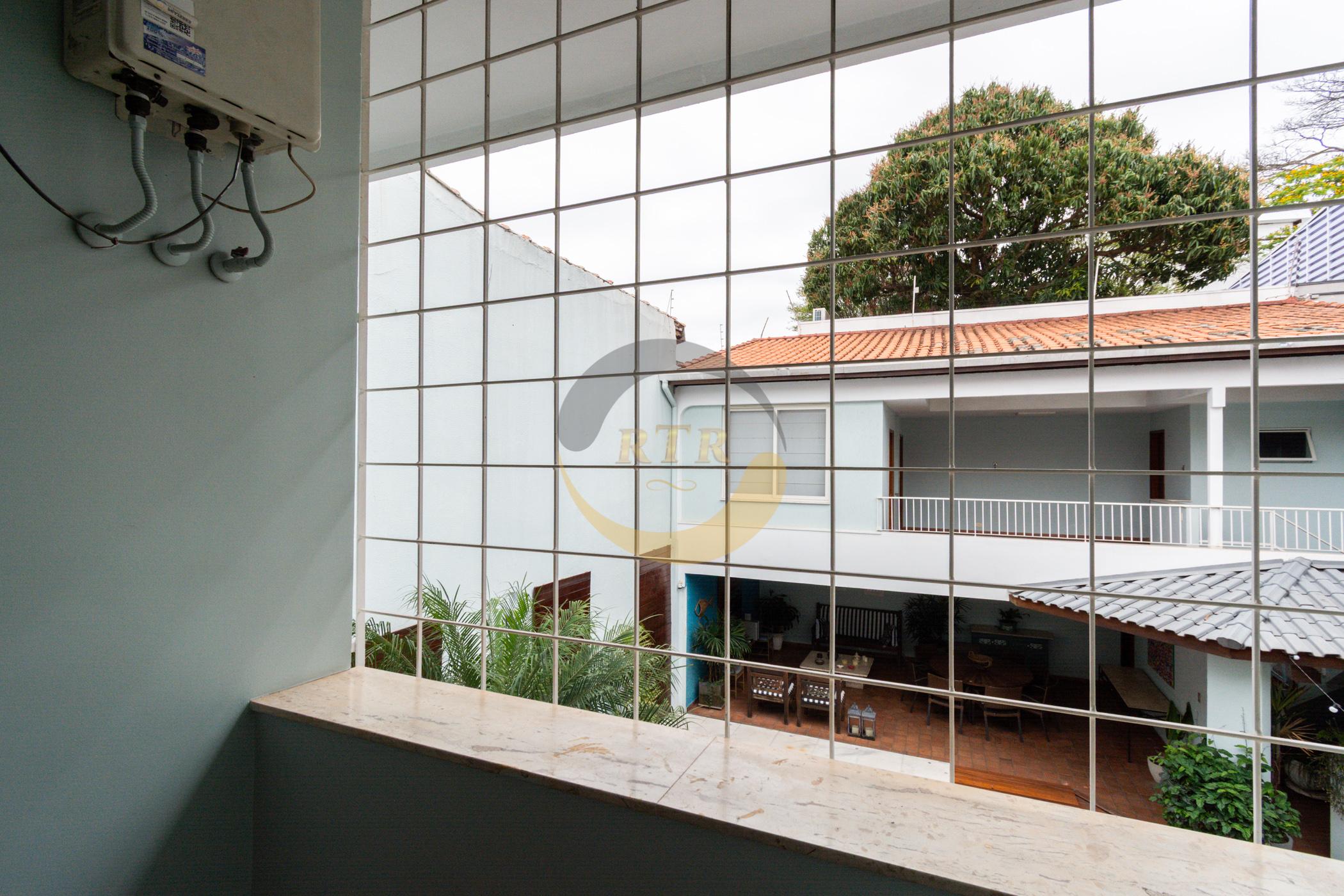 CASA, ALTO PADR&Atilde;O, PLANALTO PAULISTA, 450M&sup2;, 4 DORMIT&Oacute;RIOS, 2 SU&Iacute;TES,  PISCINA, 4 VAGAS  São Paulo - 