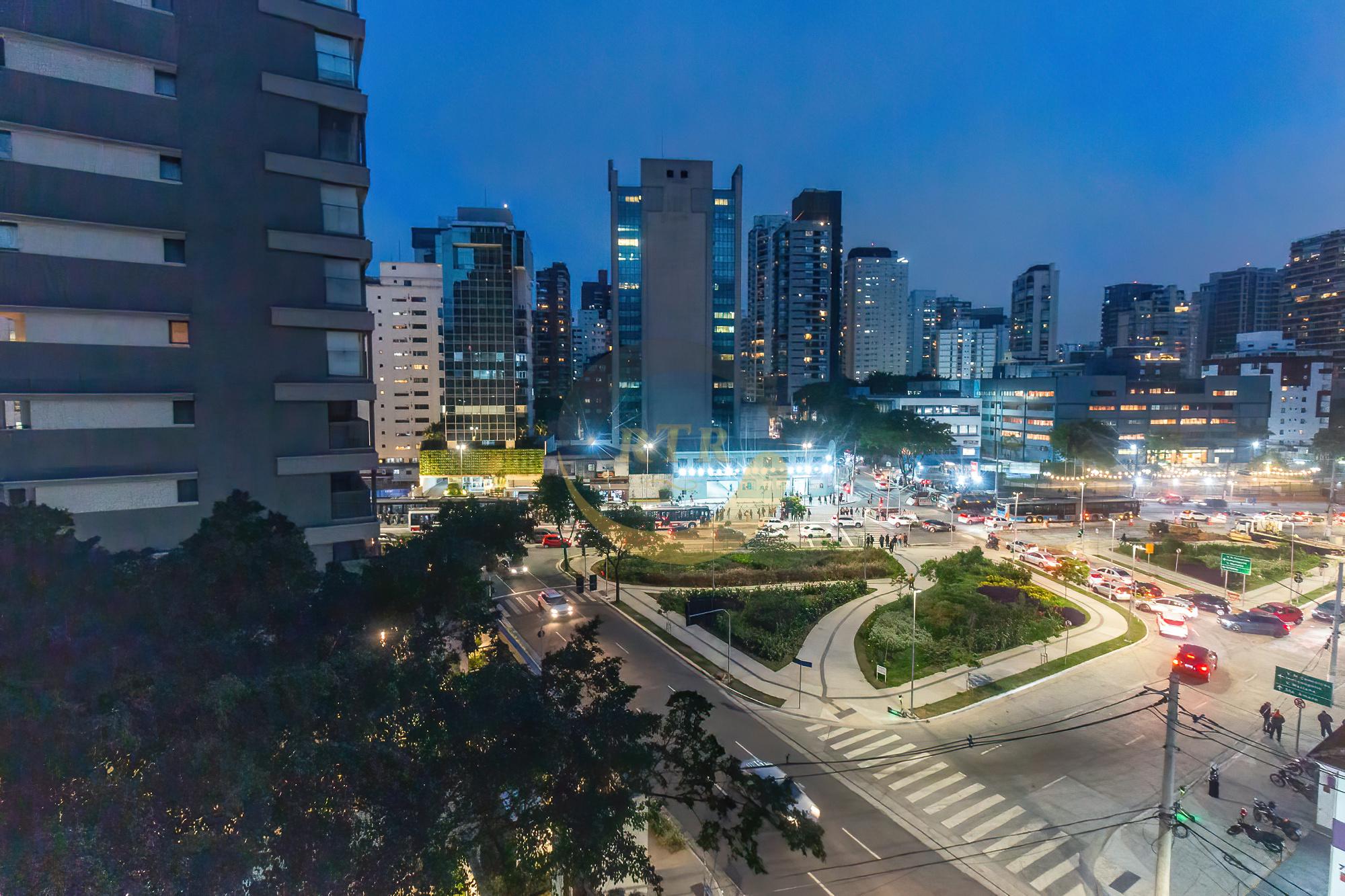 VILA OL&Iacute;MPIA APARTAMENTO, 80 M&sup2;, 2 DORMIT&Oacute;RIOS, VARANDA, 1 SU&Iacute;TE, 1 VAGA, LINDA VISTA!  São Paulo - 
