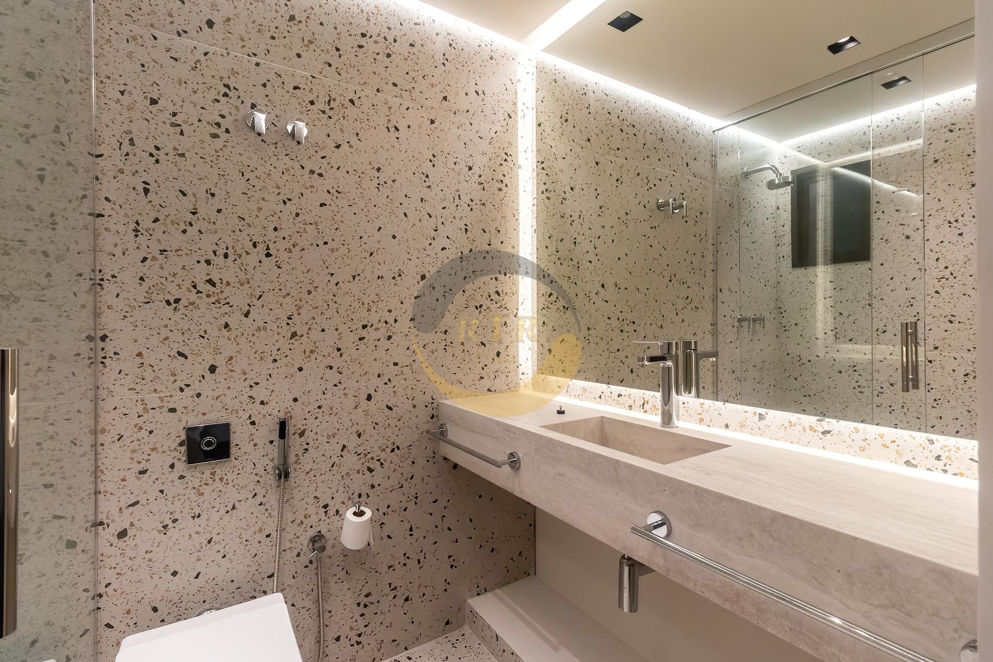 VILA OL&Iacute;MPIA APARTAMENTO, 80 M&sup2;, 2 DORMIT&Oacute;RIOS, VARANDA, 1 SU&Iacute;TE, 1 VAGA, LINDA VISTA!  São Paulo - 