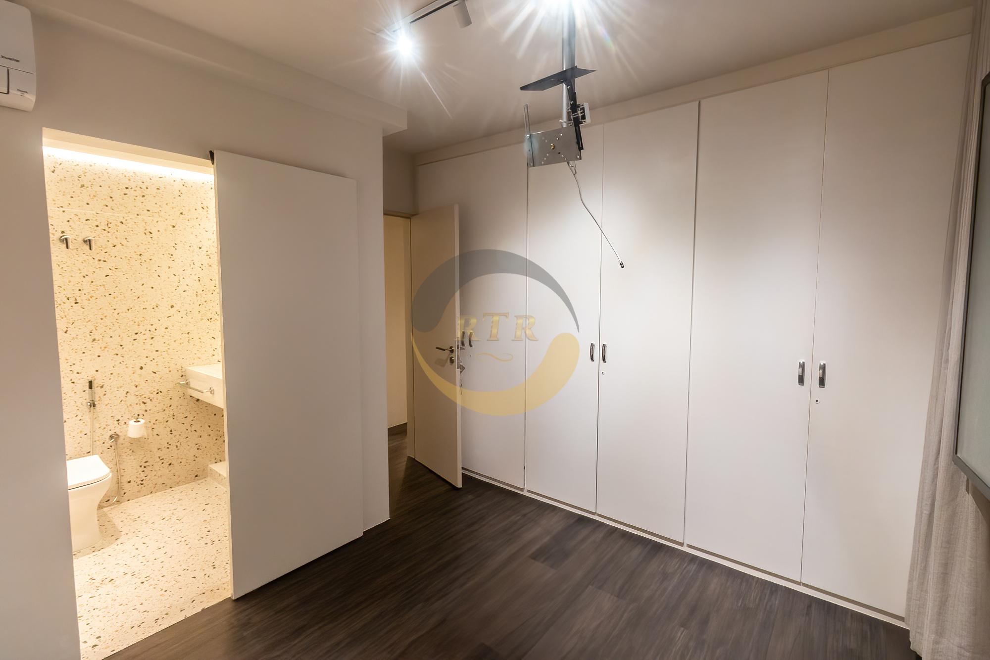 VILA OL&Iacute;MPIA APARTAMENTO, 80 M&sup2;, 2 DORMIT&Oacute;RIOS, VARANDA, 1 SU&Iacute;TE, 1 VAGA, LINDA VISTA!  São Paulo - 