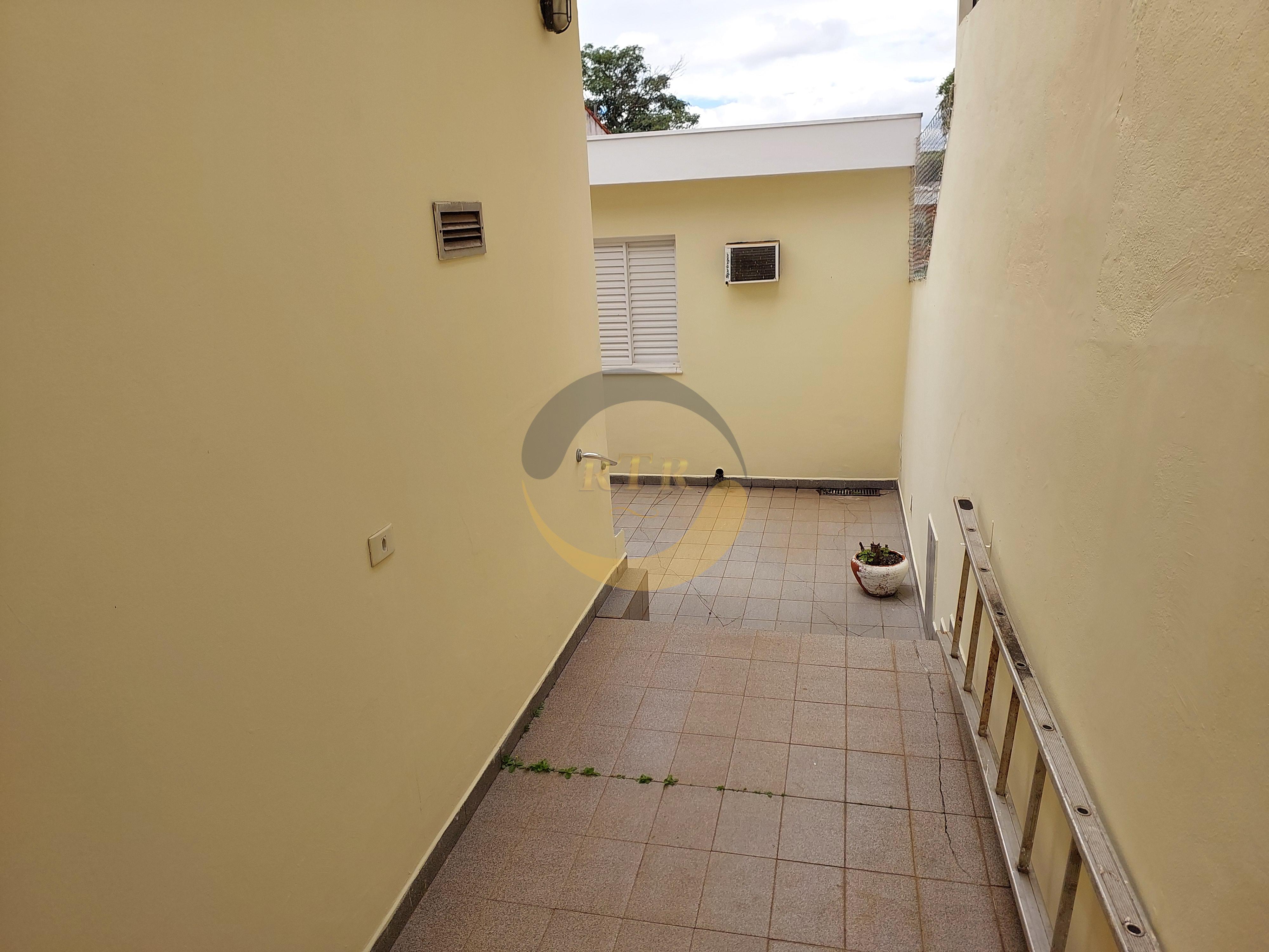 Raridade, Casa T&eacute;rrea, venda, 181 M&sup2; Constru&ccedil;&atilde;o, 3 Dormit&oacute;rios, 1 Su&iacute;te, Jardim Londrina  São Paulo - 