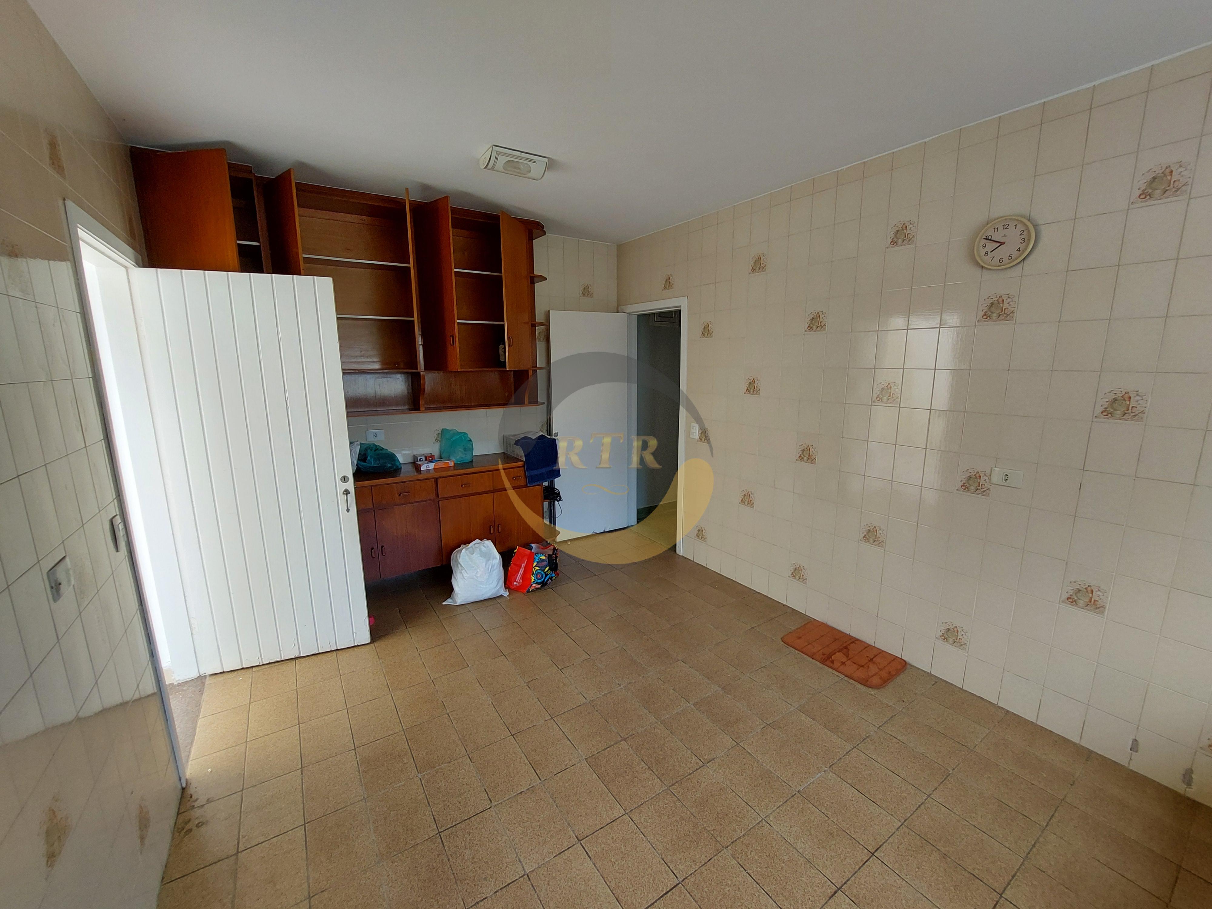 Raridade, Casa T&eacute;rrea, venda, 181 M&sup2; Constru&ccedil;&atilde;o, 3 Dormit&oacute;rios, 1 Su&iacute;te, Jardim Londrina  São Paulo - 