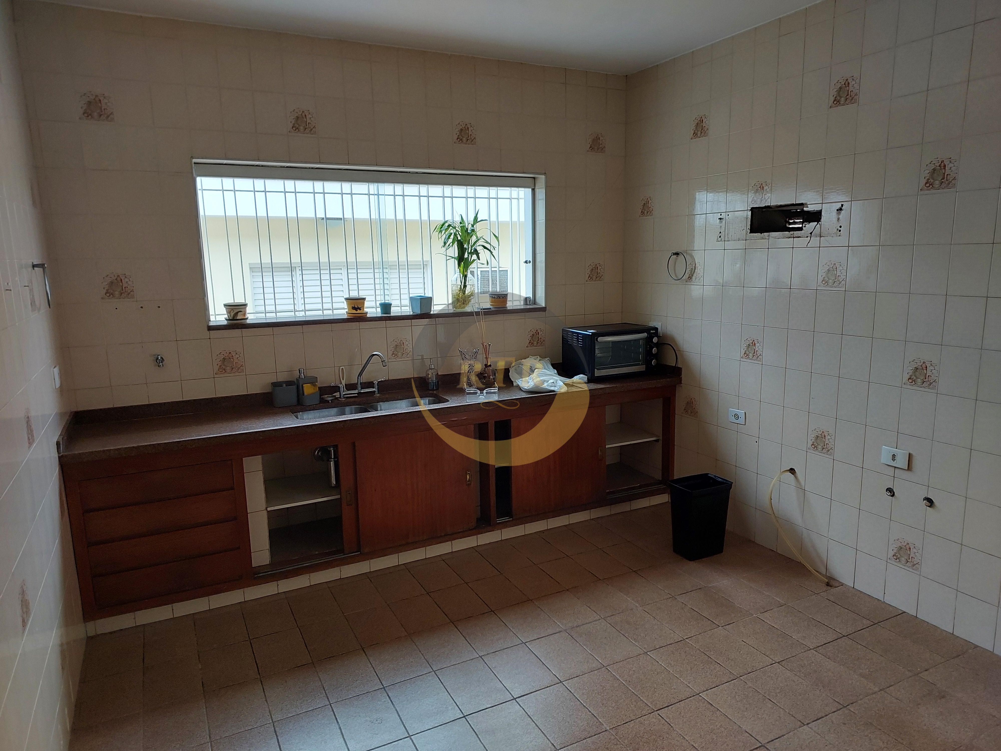 Raridade, Casa T&eacute;rrea, venda, 181 M&sup2; Constru&ccedil;&atilde;o, 3 Dormit&oacute;rios, 1 Su&iacute;te, Jardim Londrina  São Paulo - 