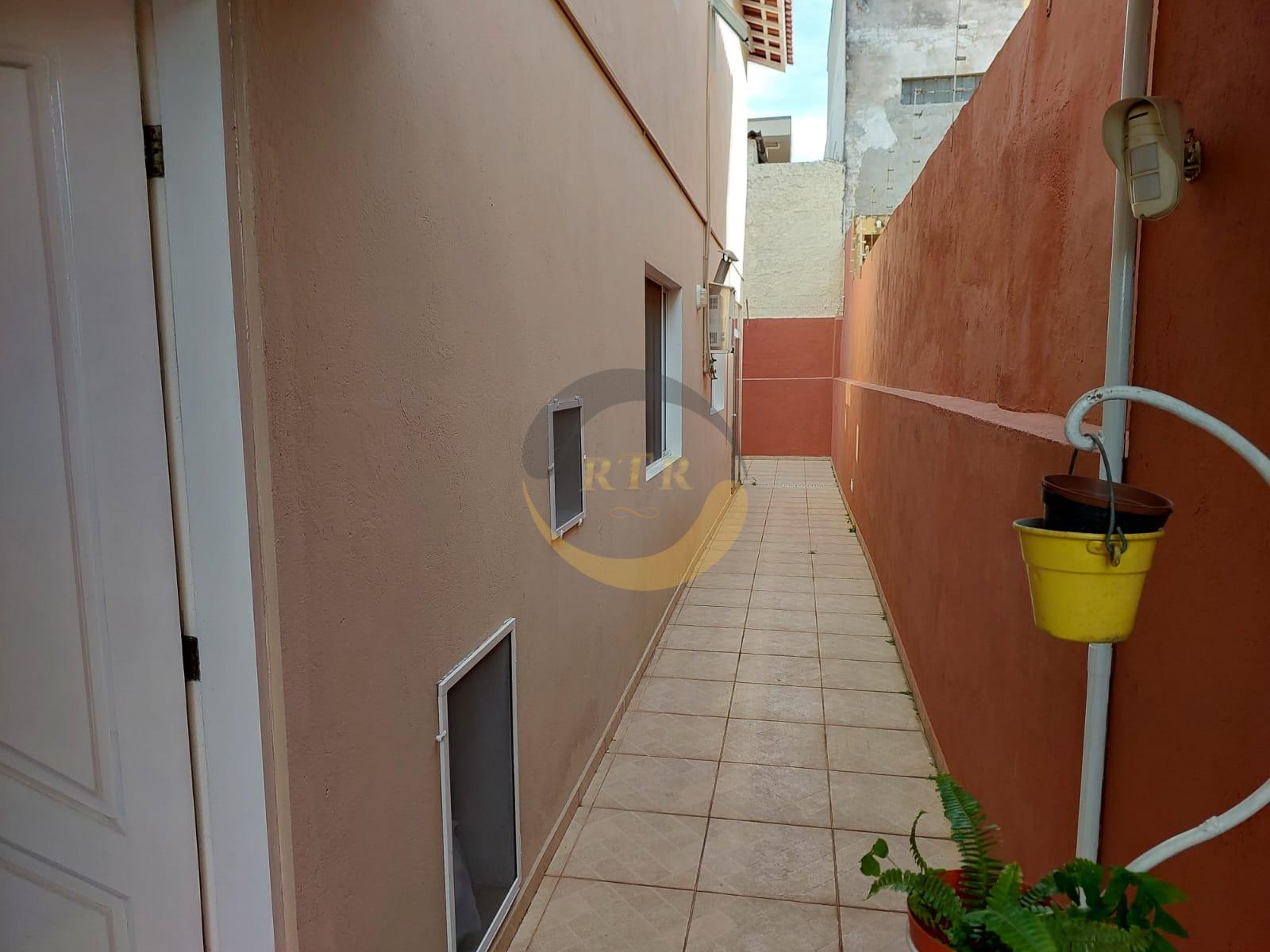 Sobrado, Monte Kemel Parte Alta, 3 dormit&oacute;rios, 1 Su&iacute;te, 2 Vagas, 1 km Metr&ocirc; Vila S&ocirc;nia! Rua Edmundo de Amicis São Paulo - 