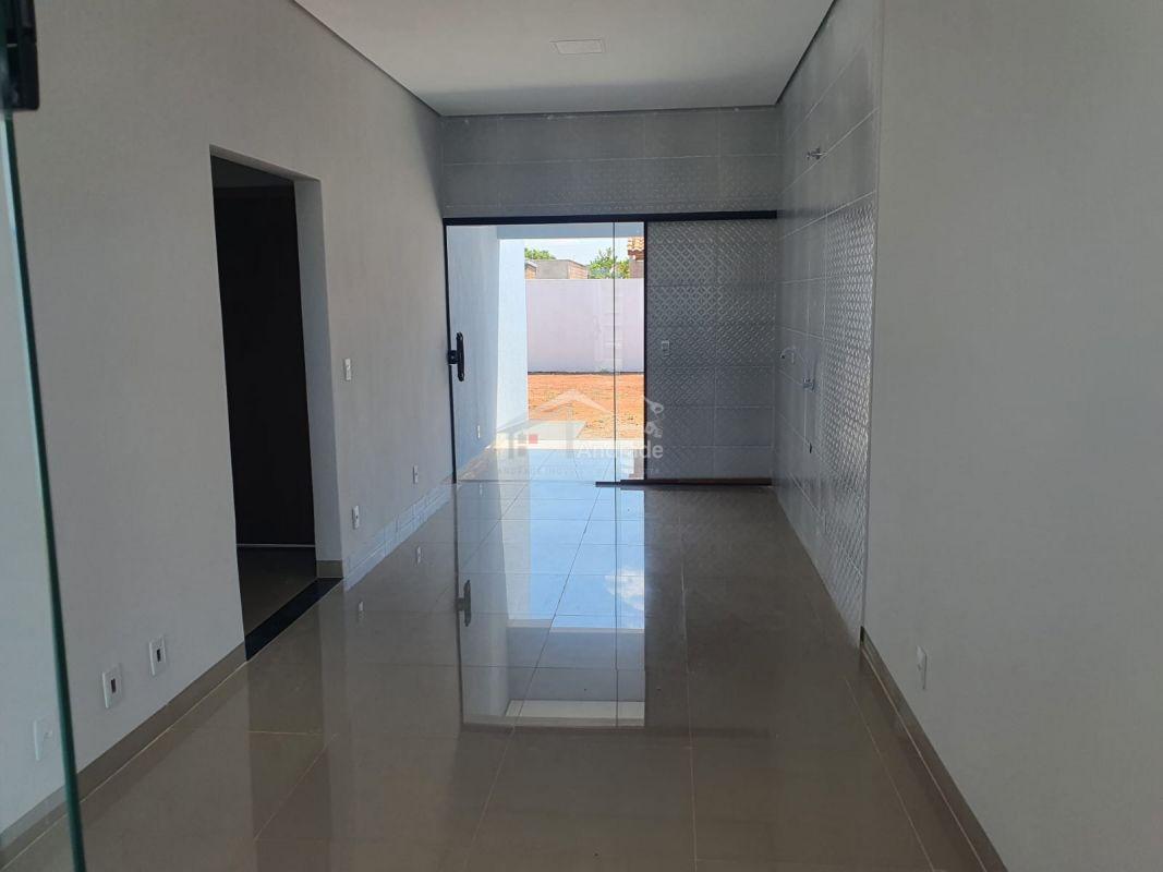 Casa &agrave; venda no Jardim N&aacute;poles  Sinop - 