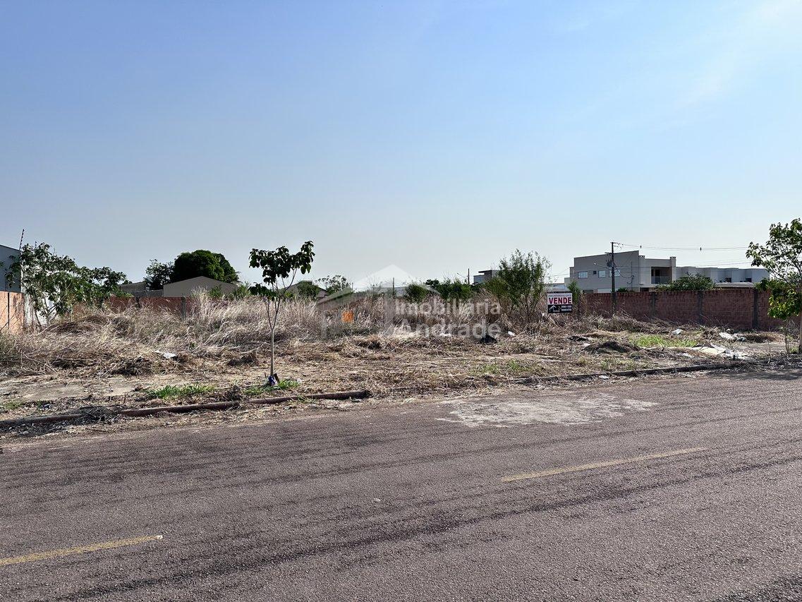 Dois terrenos juntos à venda no Jardim Terra Rica  Sinop - 