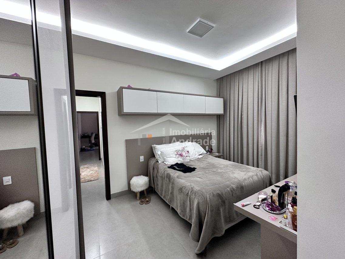 Casa à venda no Jardim Belo Horizonte Rua das Guabirobas  Sinop - 