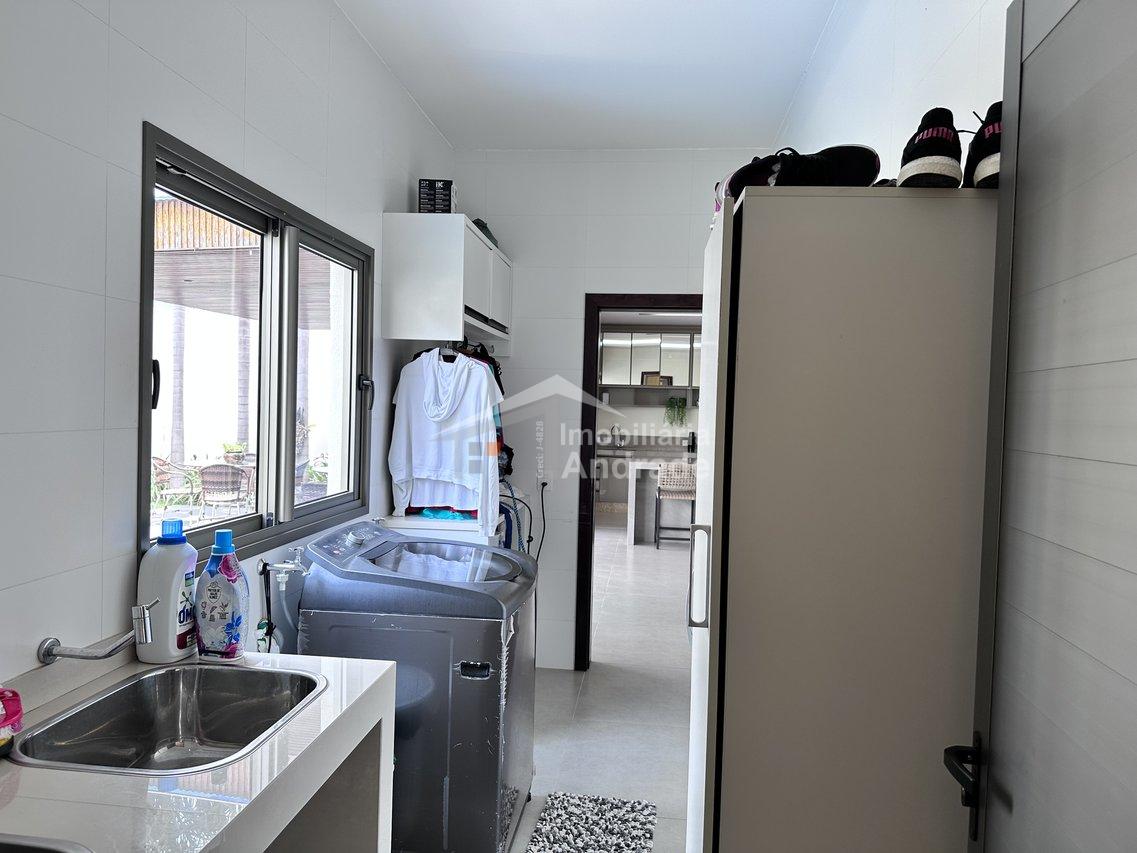 Casa à venda no Jardim Belo Horizonte Rua das Guabirobas  Sinop - 