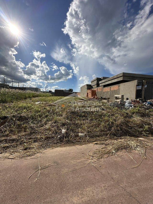 Terreno á venda no Residencial Santa Cecilia  Sinop - 