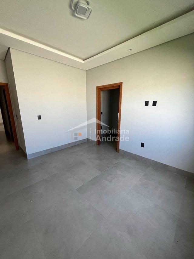 Casa á venda no Riviera Suiça  Sinop - 