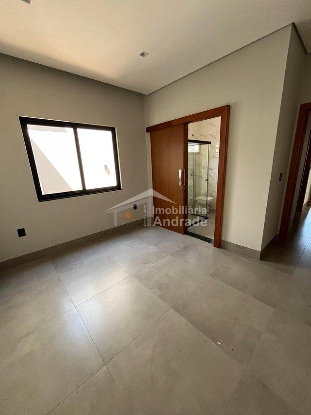 Casa á venda no Riviera Suiça  Sinop - 