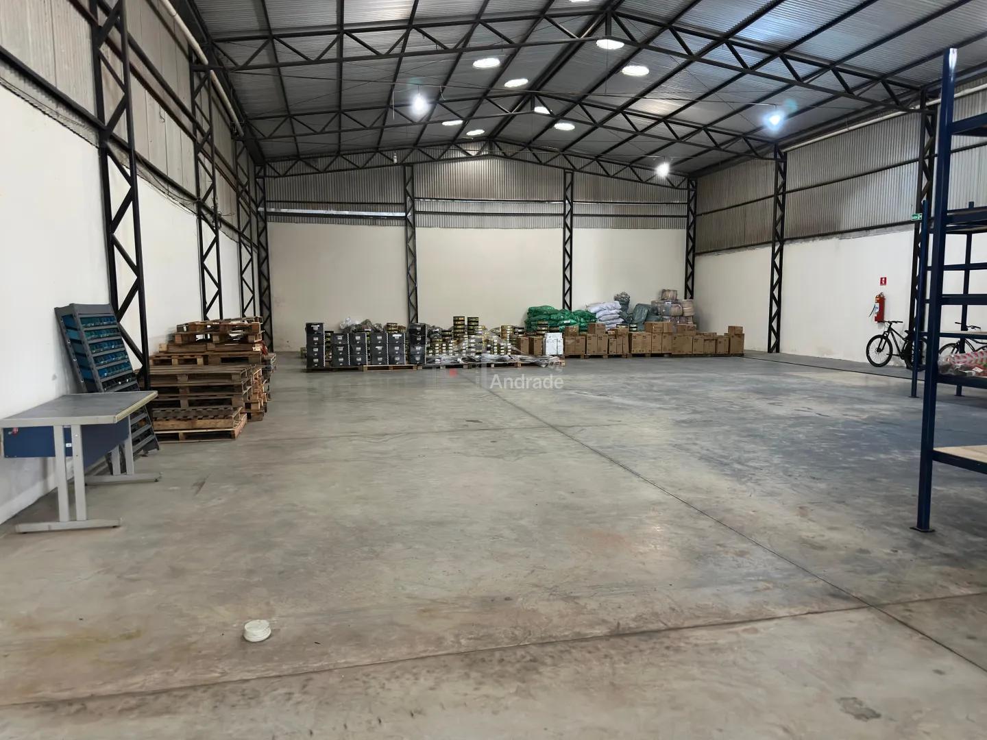 Barrac&atilde;o comercial a venda no Jardim Jacarandas  Sinop - 