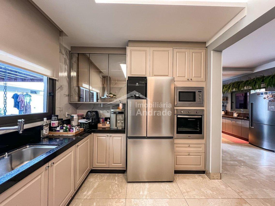 Sobrado de alto padrão mobiliado no Condominio Carpe Diem Resort Residencial  Sinop - 