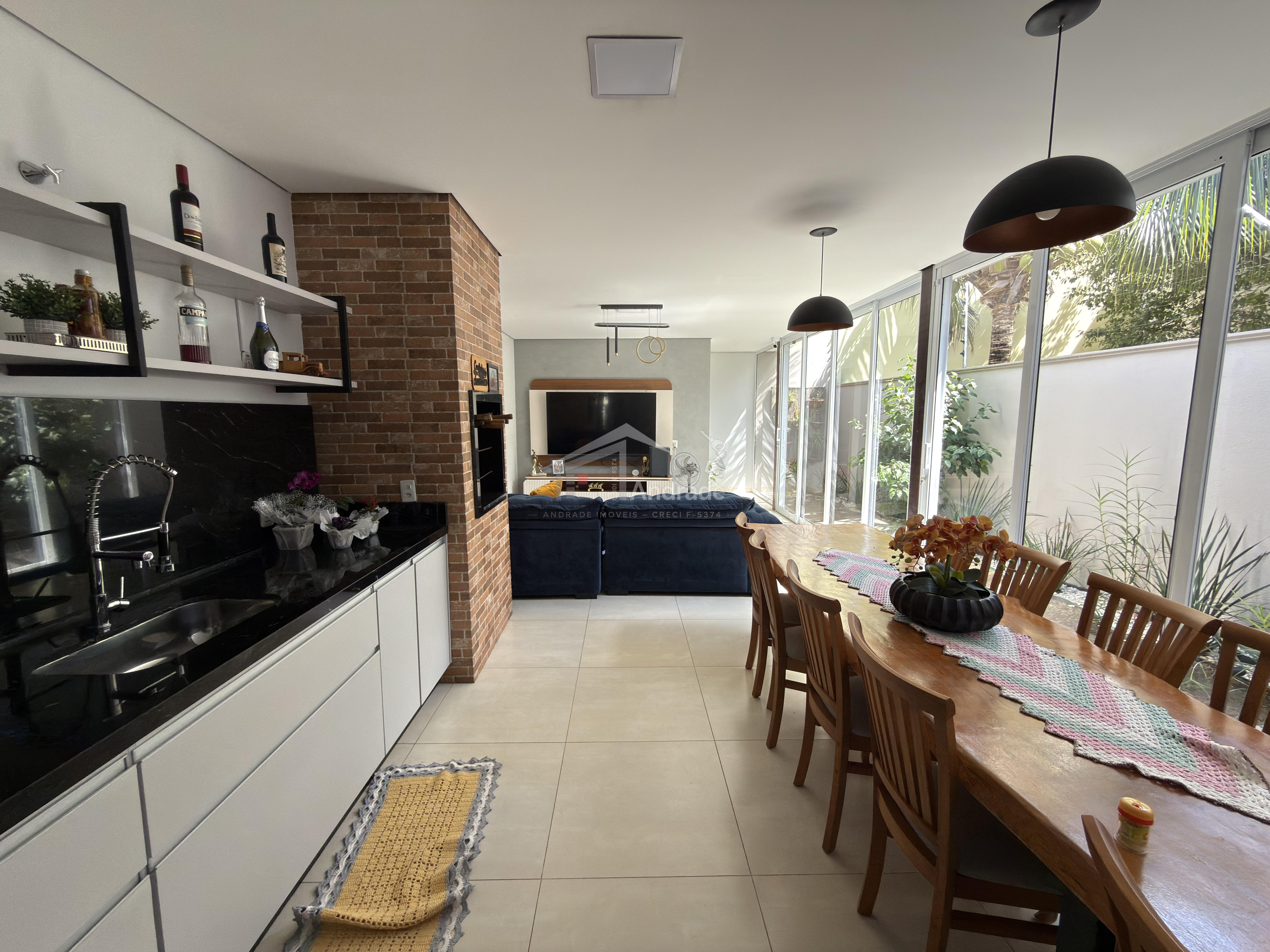 Casa &aacute; venda no Jardim Oliveiras Rua das Avencas  Sinop - 