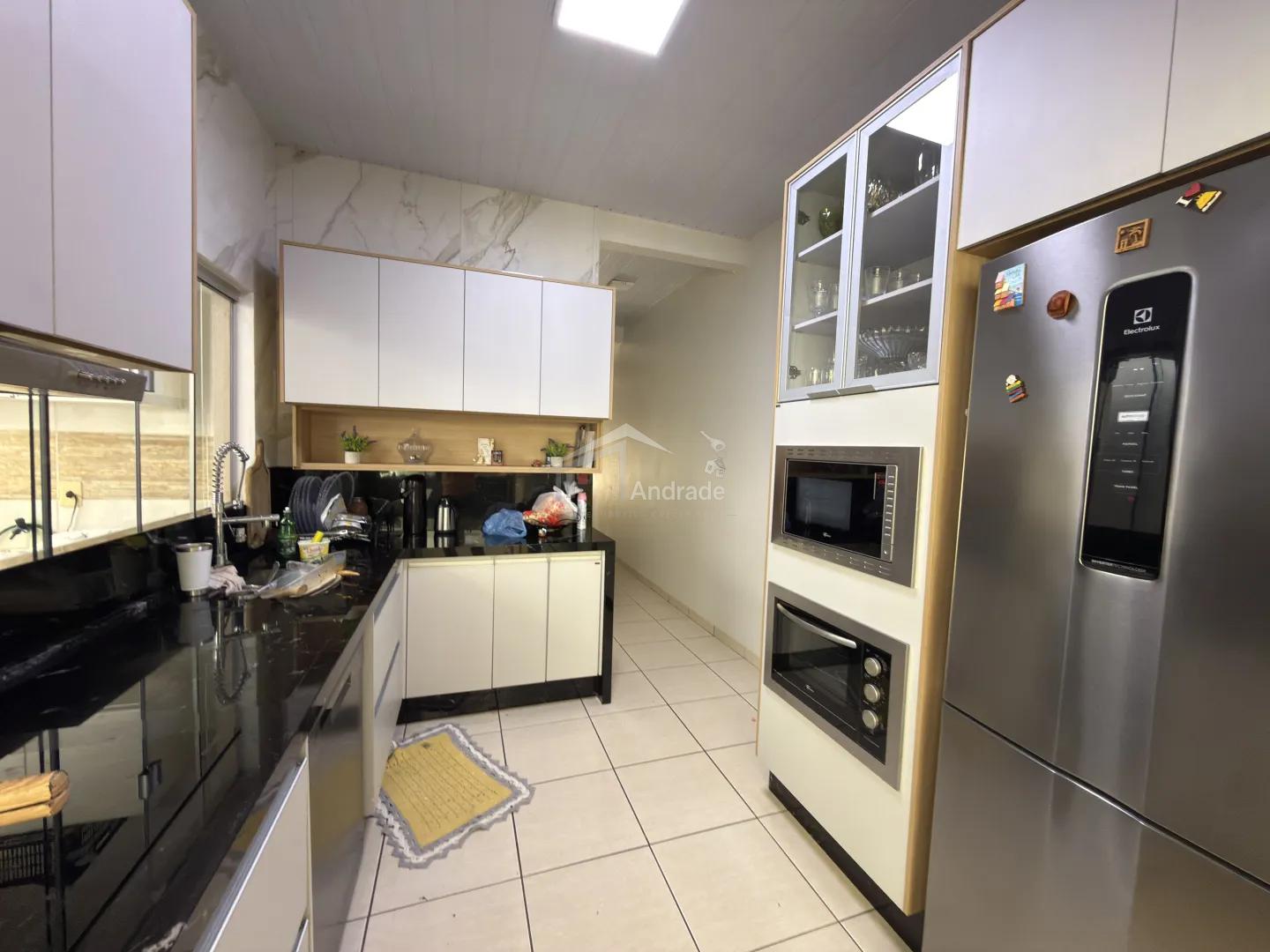 Casa &aacute; venda no Jardim Oliveiras Rua das Avencas  Sinop - 