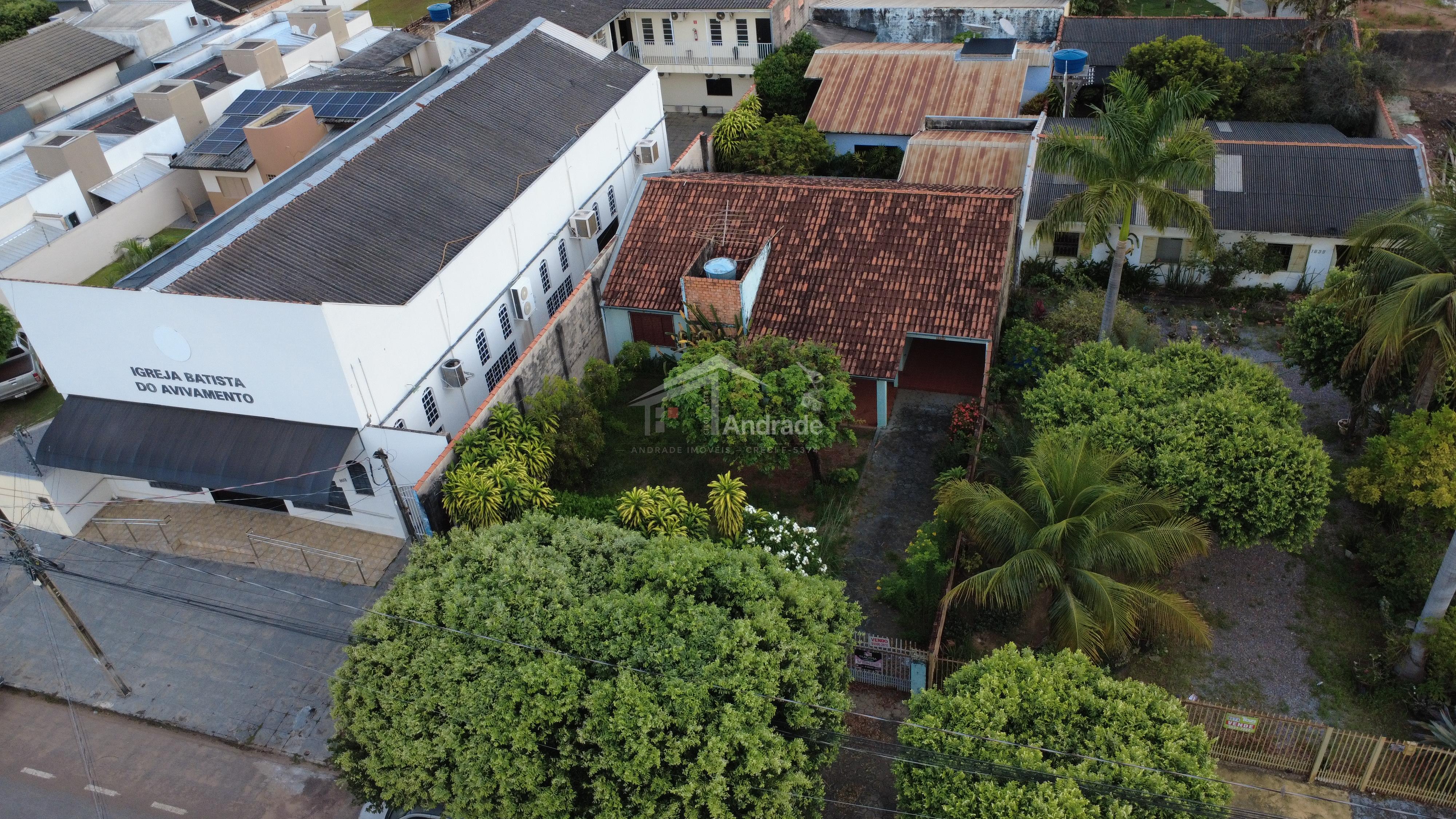 Im&oacute;vel localizado no setor comercial de sinop, na Rua dos Cajueiros  Sinop - 