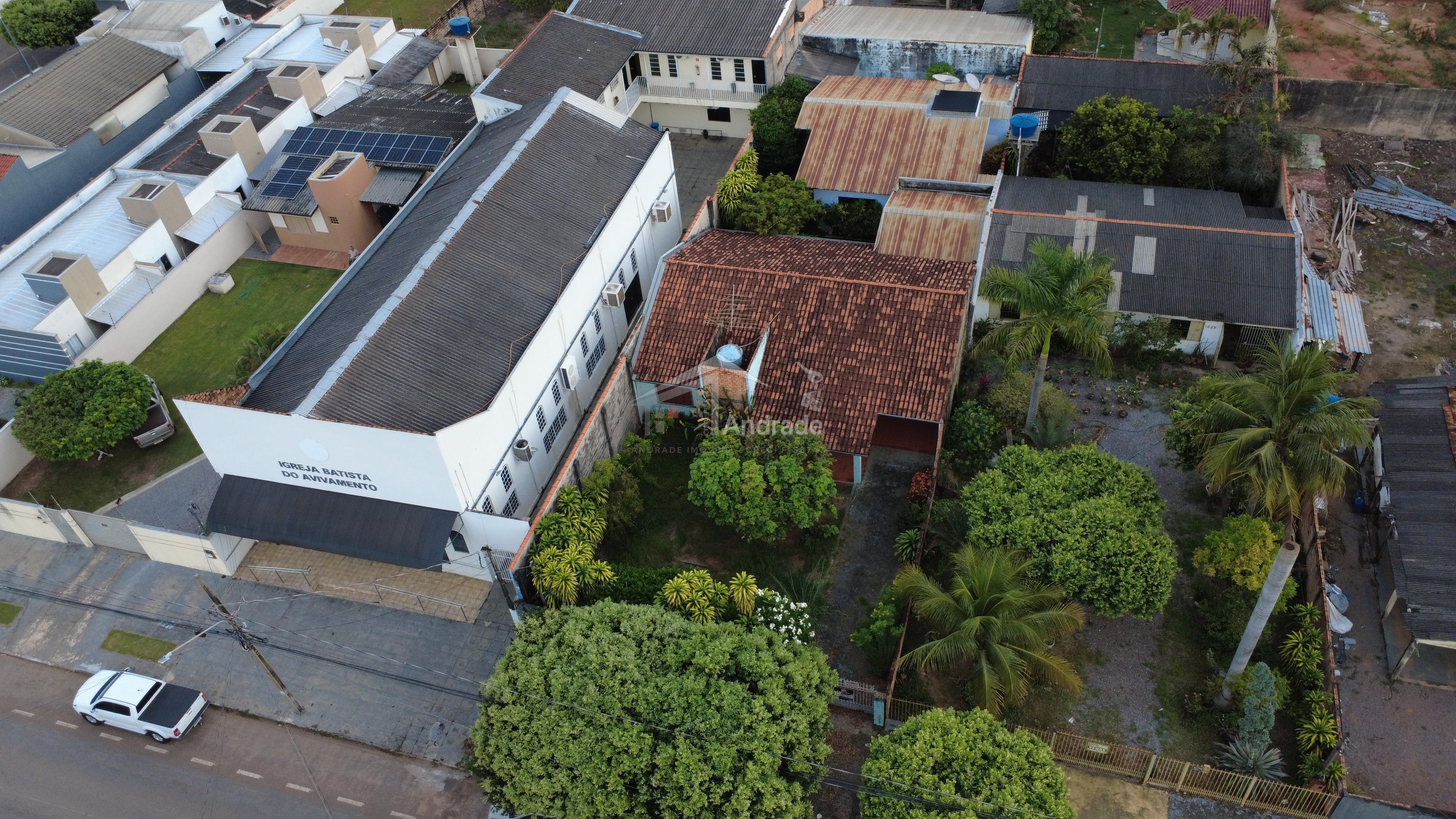 Im&oacute;vel localizado no setor comercial de sinop, na Rua dos Cajueiros  Sinop - 