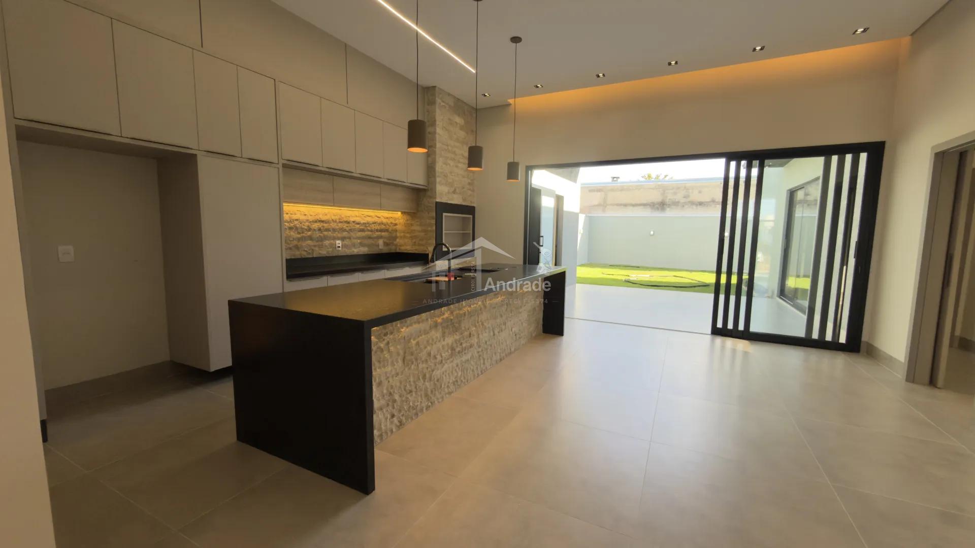 Casa &agrave; venda no Jardim N&aacute;poles Residencial da Fastech  Sinop - 