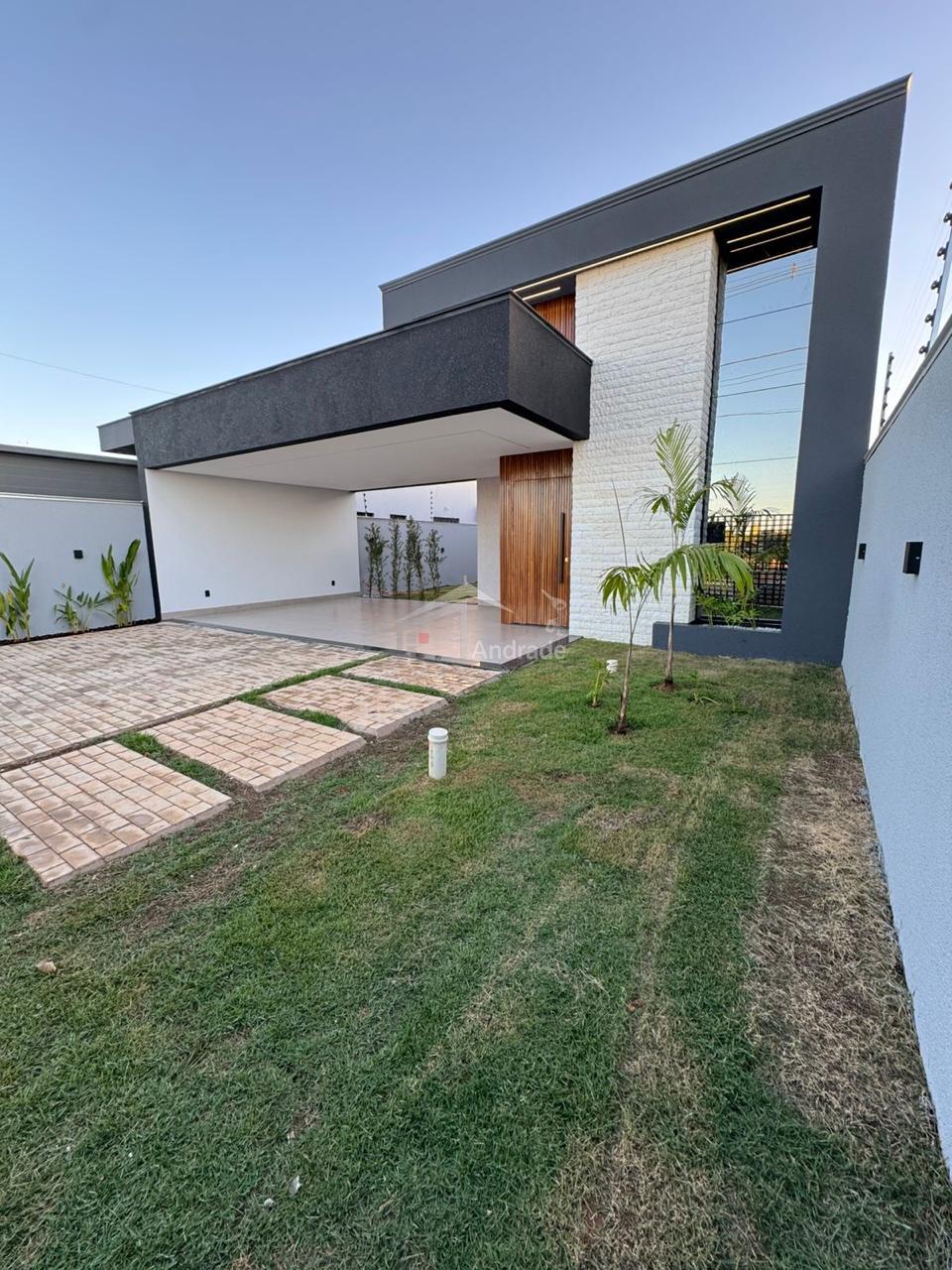 Casa &aacute; venda no Jardim N&aacute;poles  Sinop - 