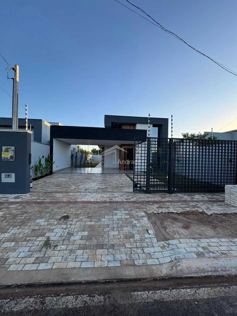 Casa &aacute; venda no Jardim N&aacute;poles  Sinop - 