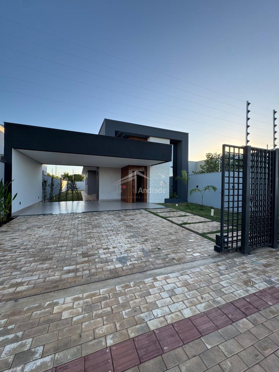 Casa &aacute; venda no Jardim N&aacute;poles  Sinop - 