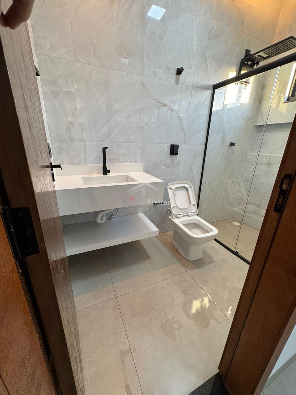 Casa &aacute; venda no Jardim N&aacute;poles  Sinop - 