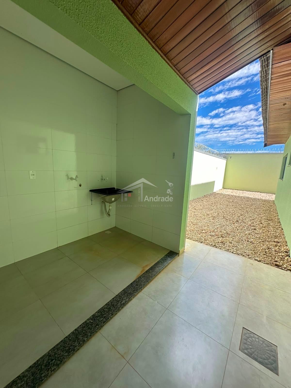 Casa semi-nova Jardim It&aacute;lia 3  Sinop - 