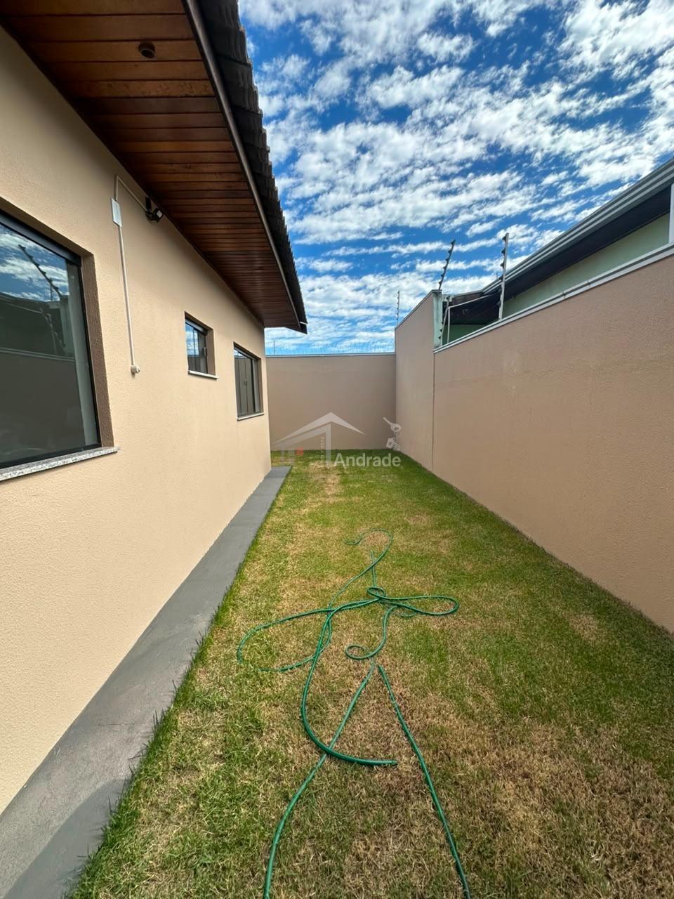 Casa semi-nova Jardim It&aacute;lia 3  Sinop - 