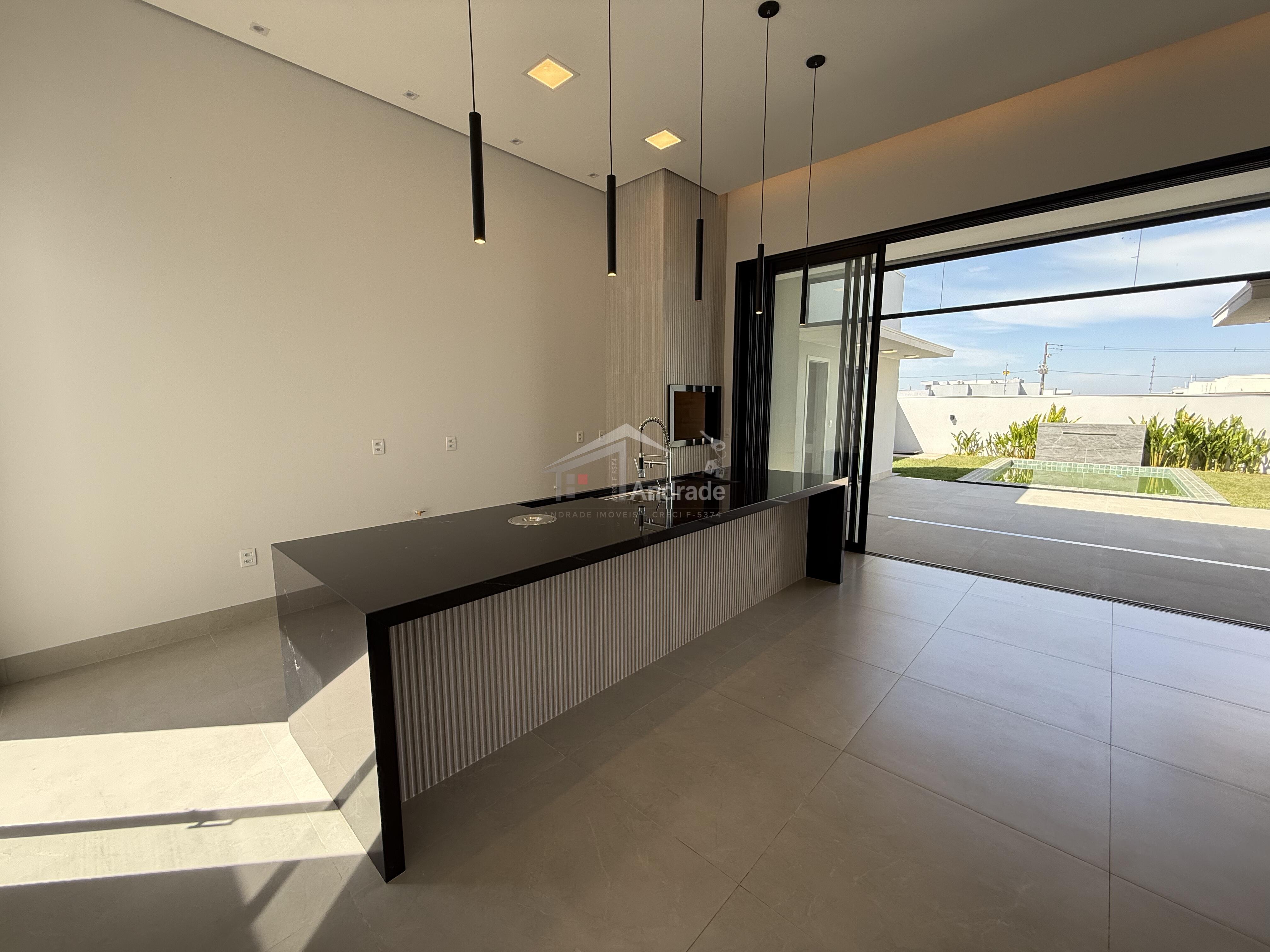 Casa de alto padr&atilde;o &agrave; venda no residencial Recanto Su&iacute;&ccedil;o  Sinop - 
