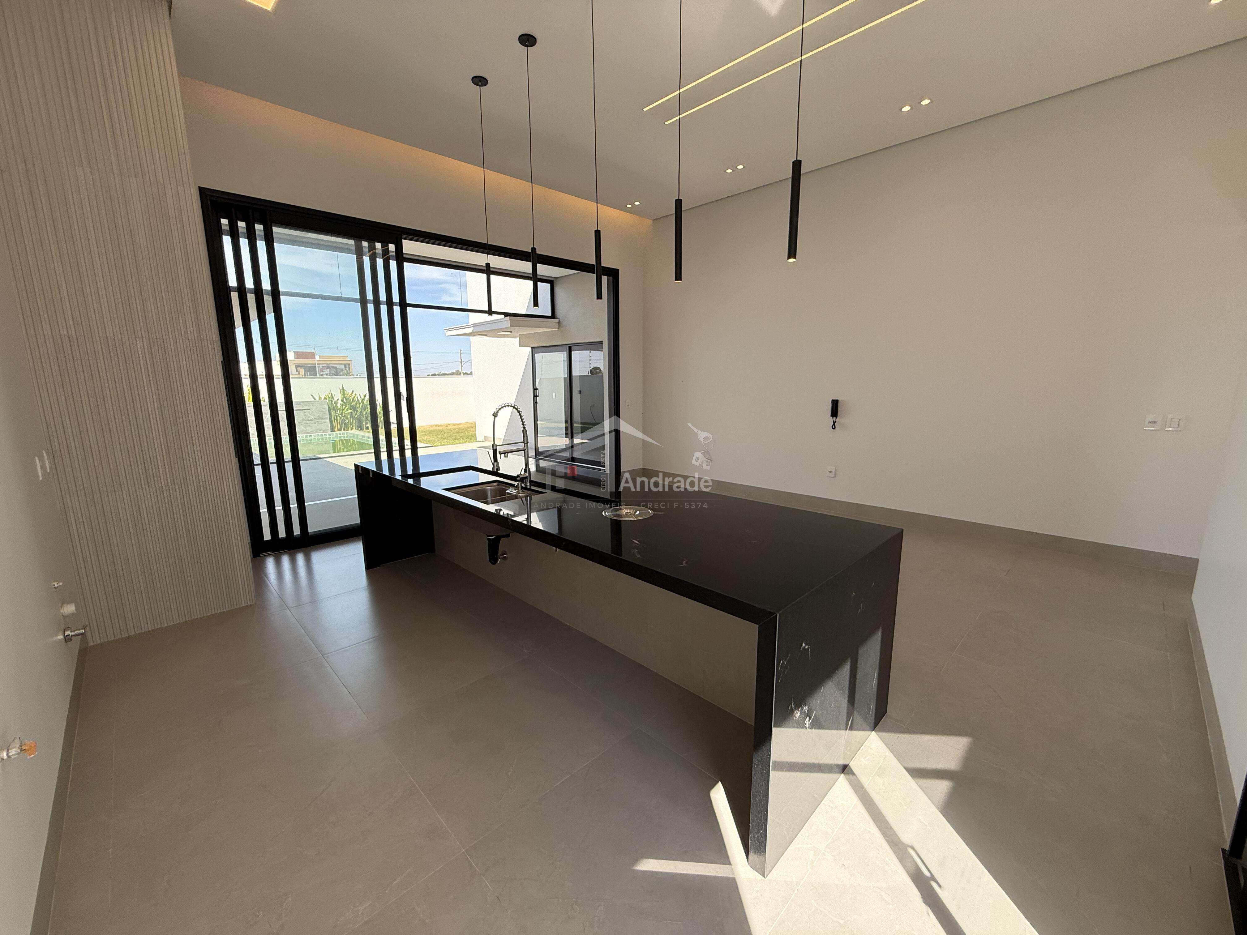 Casa de alto padr&atilde;o &agrave; venda no residencial Recanto Su&iacute;&ccedil;o  Sinop - 