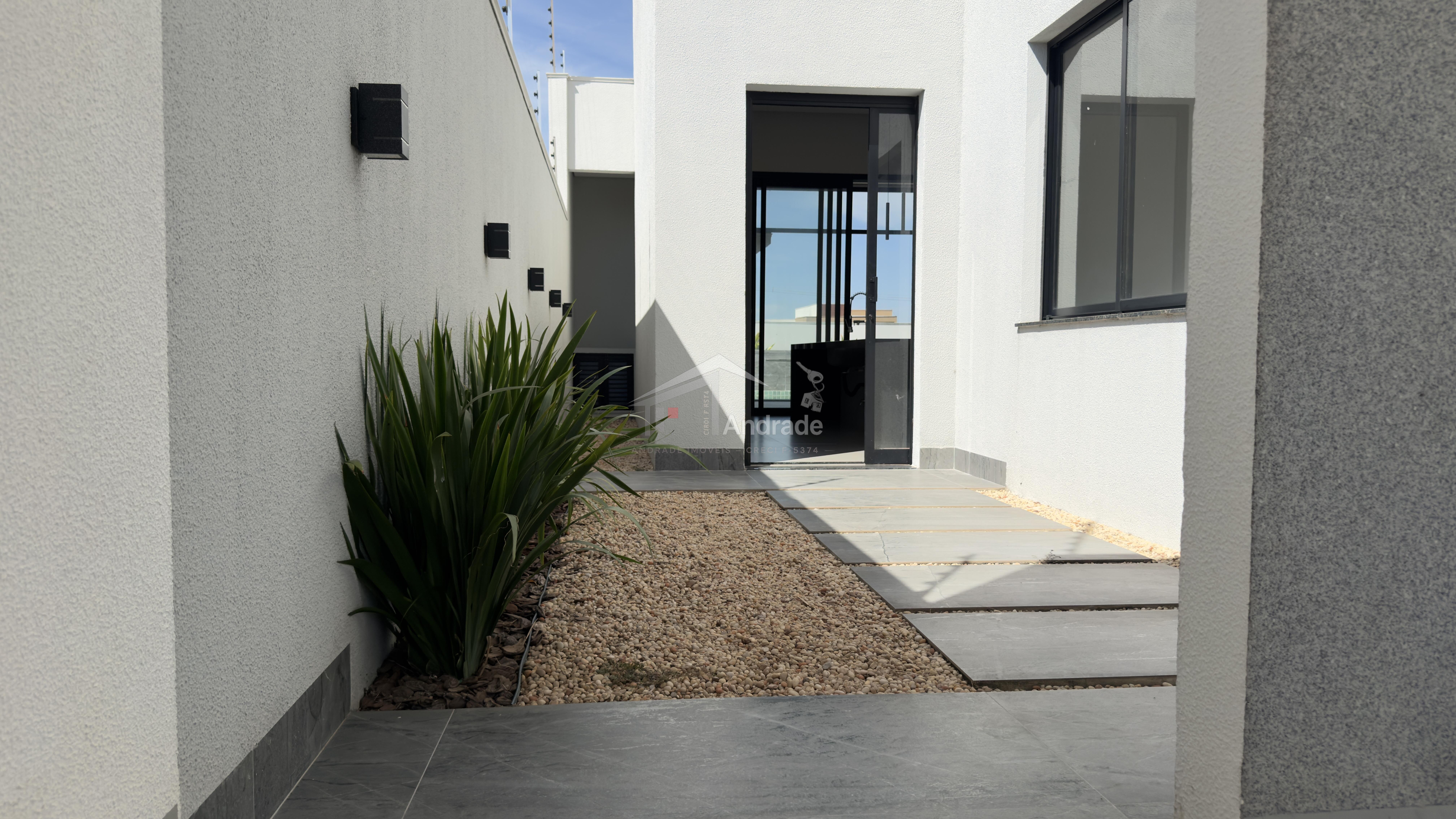 Casa de alto padr&atilde;o &agrave; venda no residencial Recanto Su&iacute;&ccedil;o  Sinop - 