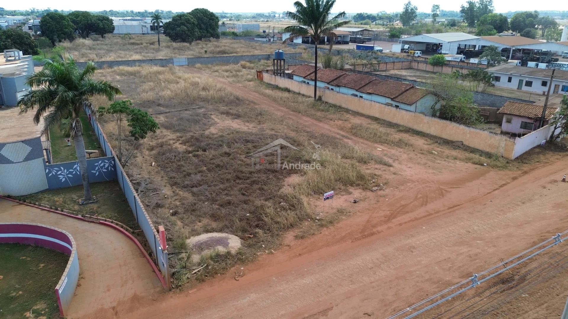 &Aacute;rea Comercial &agrave; Venda de Frente para a BR-163 Sinop/MT  Sinop - 