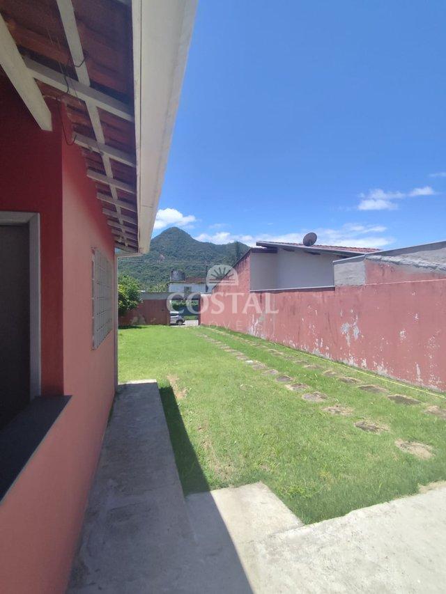 Casa (Edícula) em lote de 360m2 - Martin de Sá, Caraguatatuba/SP - Caraguatatuba - 