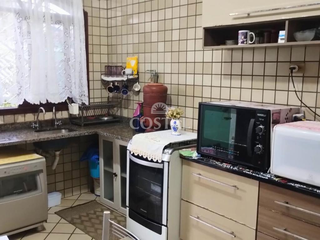 Casa (Sobrado) em Villagio Próximo a Praia - Martin de Sá, Caraguatatuba/SP - Caraguatatuba - 