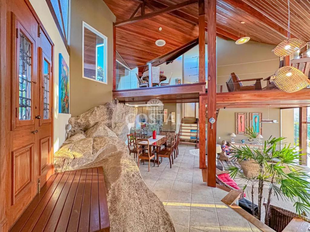 Casa de Condomínio Alto Padrão com 04 Suítes - Toninhas, Ubatuba/SP  Ubatuba - 