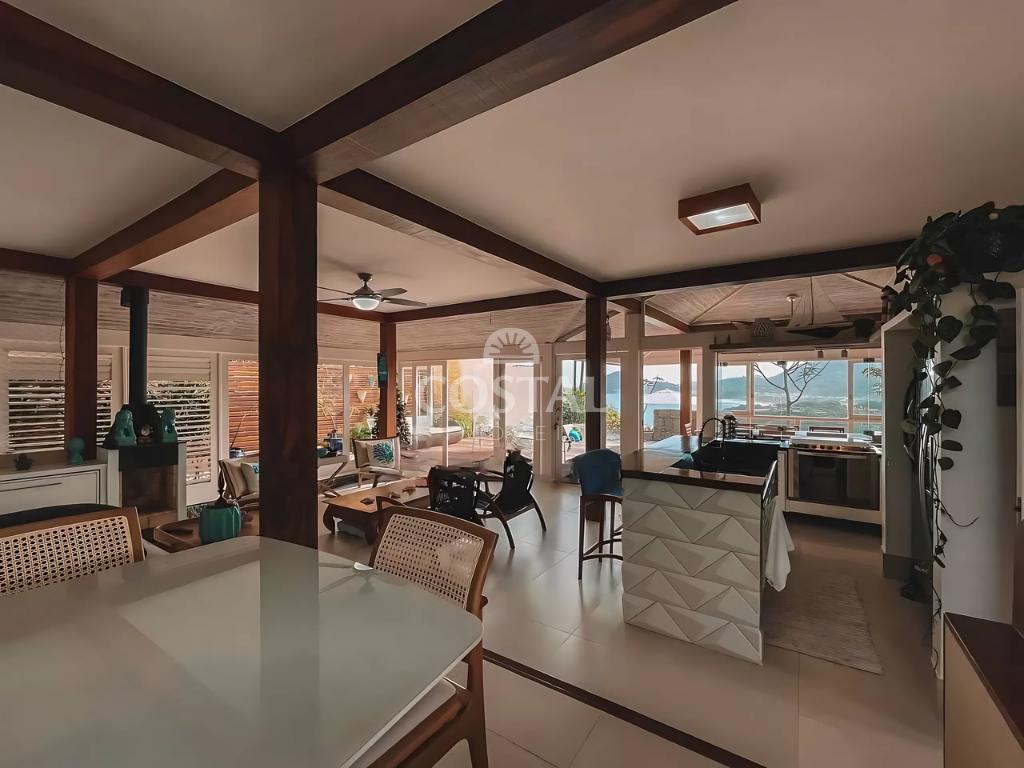 Casa de Condomínio Alto Padrão com 04 Suítes À Venda - Itaguá, Ubatuba/SP - Ubatuba - 