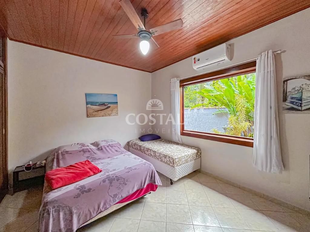 Casa de Condomínio Alto Padrão com 05 Dorms à Venda - Praia do Lazaro, Ubatuba/SP - Ubatuba - 
