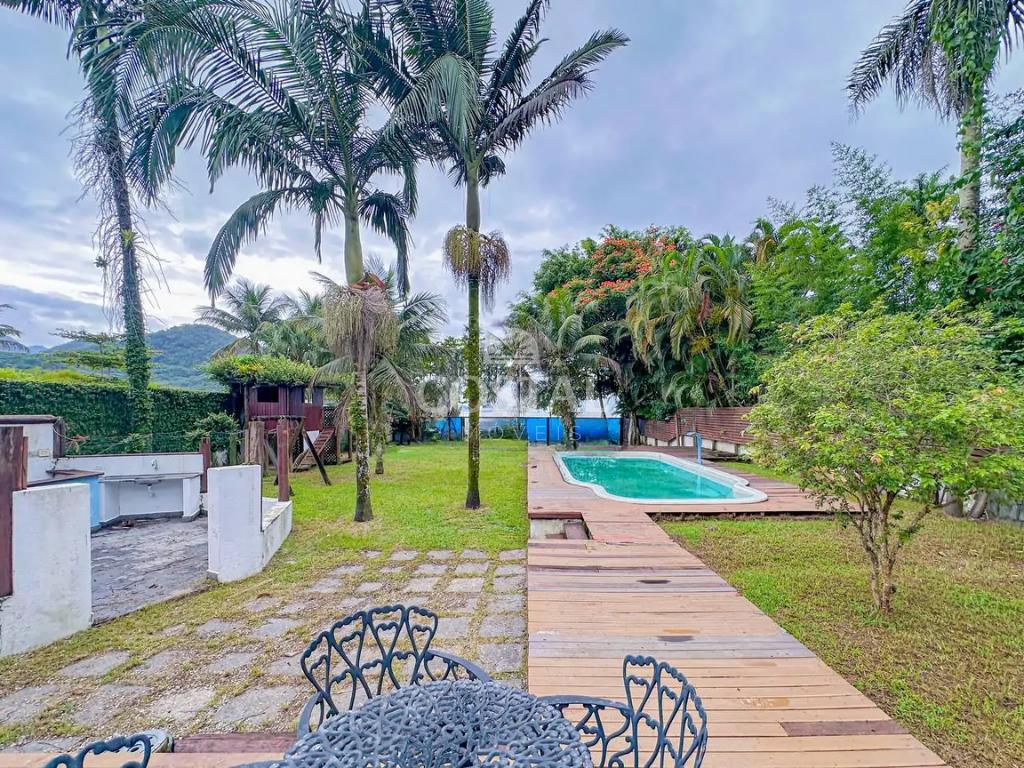 Casa de Condomínio Alto Padrão com 05 Dorms à Venda - Praia Dura, Ubatuba/SP - Ubatuba - 