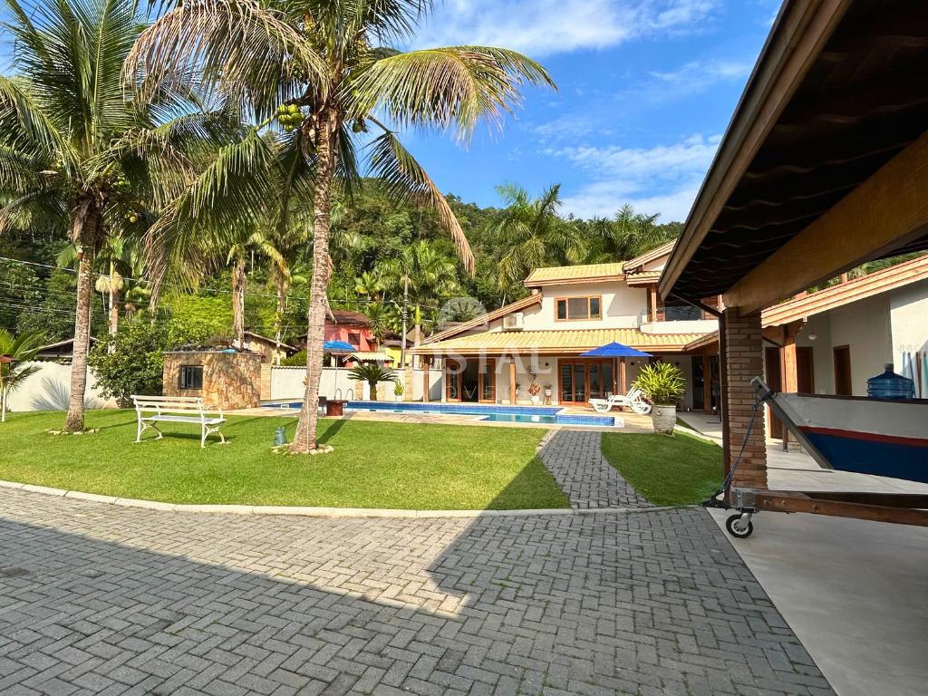 Casa de Condomínio Alto Padrão com 03 Suítes à Venda - Praia da Mococa, Caraguatatuba/SP - Caraguatatuba - 