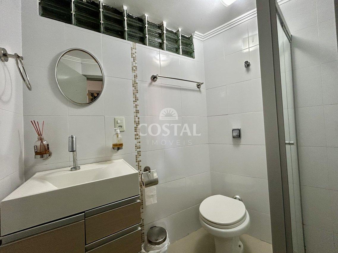 Apartamento com 02 Dormitórios FRENTE AO MAR à Venda - Martim de Sá, Caraguatatuba/SP  Caraguatatuba - 
