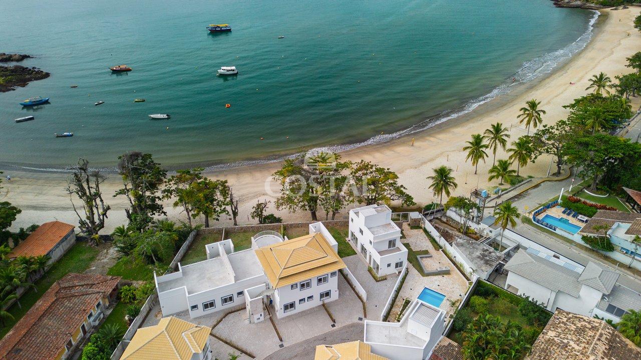 Casa Alto Padrão com 03 Dorms em Condomínio à Venda - Praia das Cigarras, São Sebastião/SP - São Sebastião - 