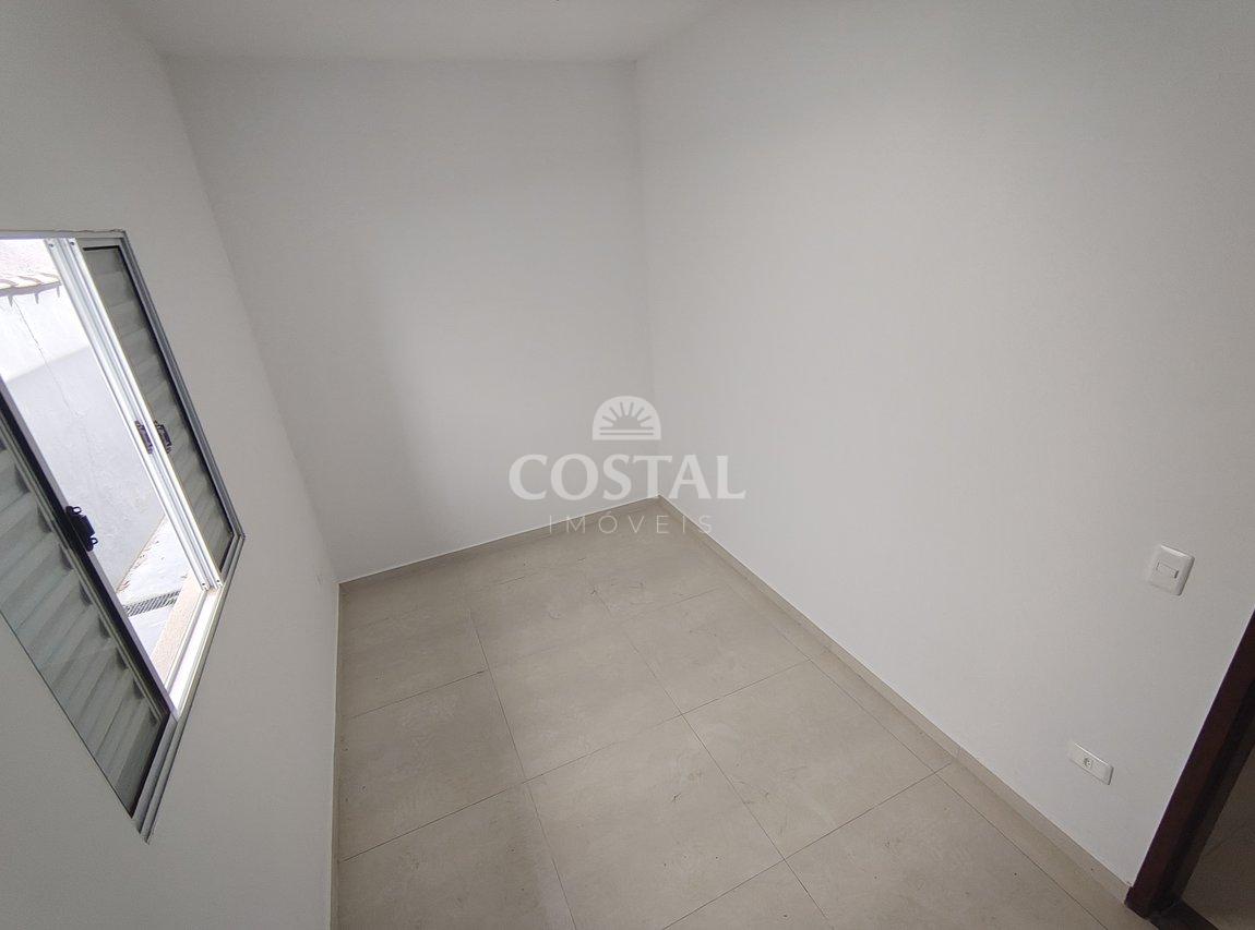 Casa Nova a Venda no Golfinhos - Caraguatatuba - 