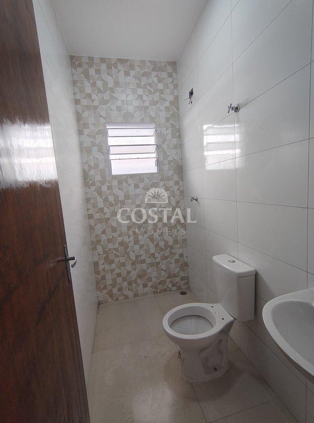 Casa Nova a Venda no Golfinhos - Caraguatatuba - 
