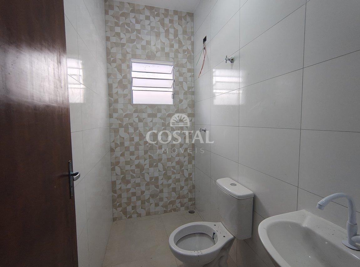 Casa Nova a Venda no Golfinhos - Caraguatatuba - 