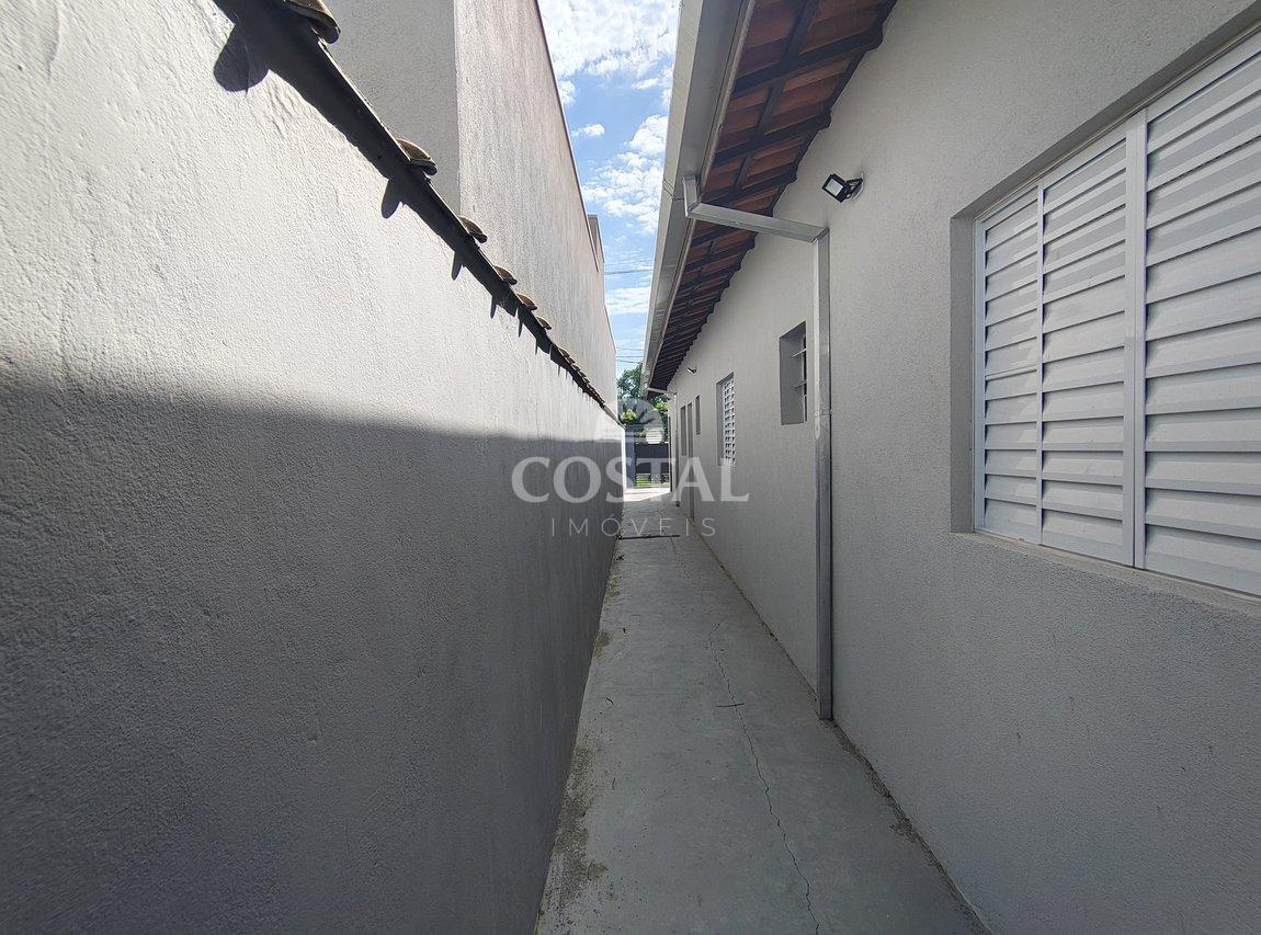 Casa Nova a Venda no Golfinhos - Caraguatatuba - 