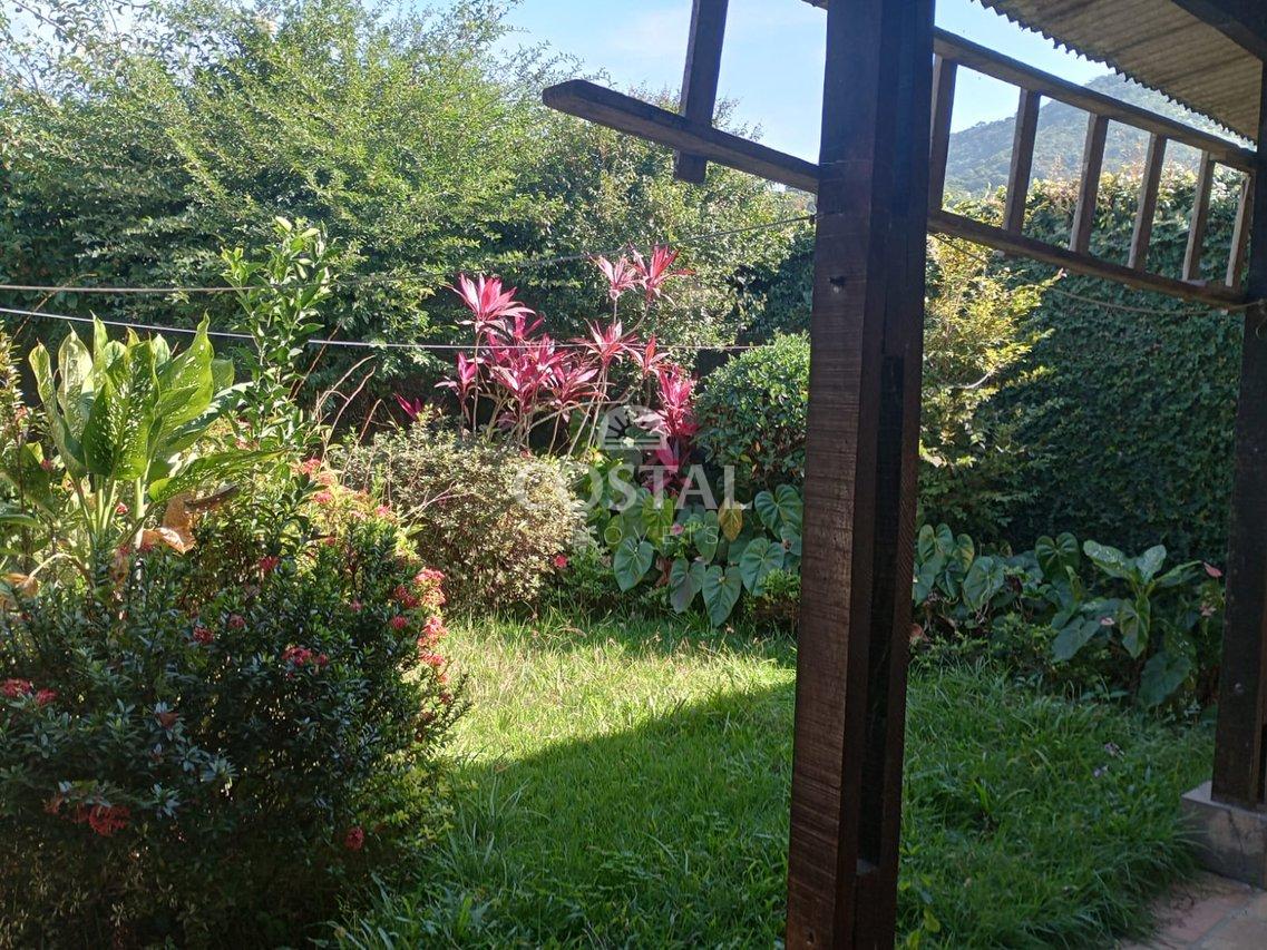 Casa com 03 Dormitórios à Venda, Martim de Sá, Caraguatatuba/SP  Caraguatatuba - 