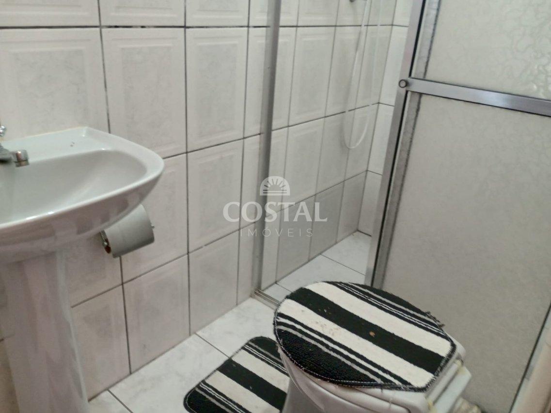 Casa com 03 Dormitórios à Venda, Martim de Sá, Caraguatatuba/SP  Caraguatatuba - 